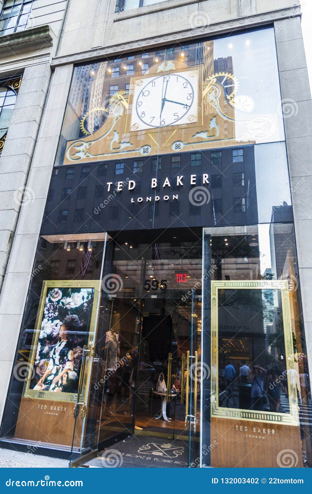 Tienda De Ted Baker En New York City, Los .U. Fotografía editorial -  Imagen de elegancia, lujo: 132003402