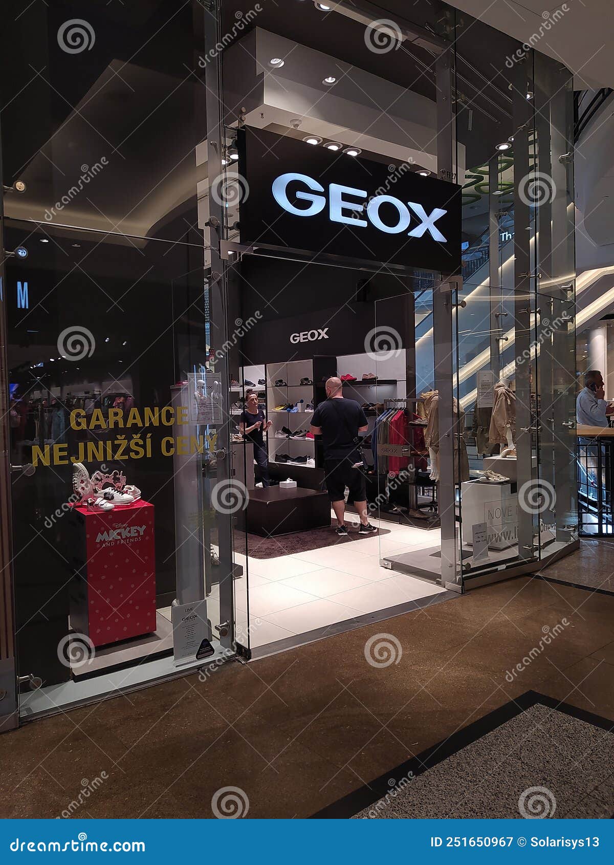 Tienda geox praga czech Imagen de italiano - 251650967