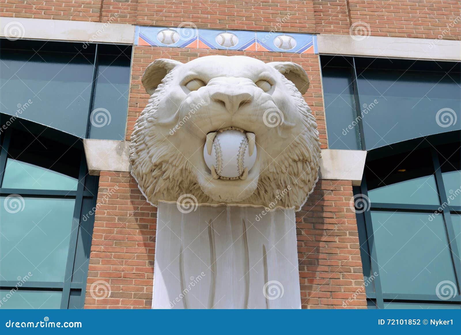 comerica park statues