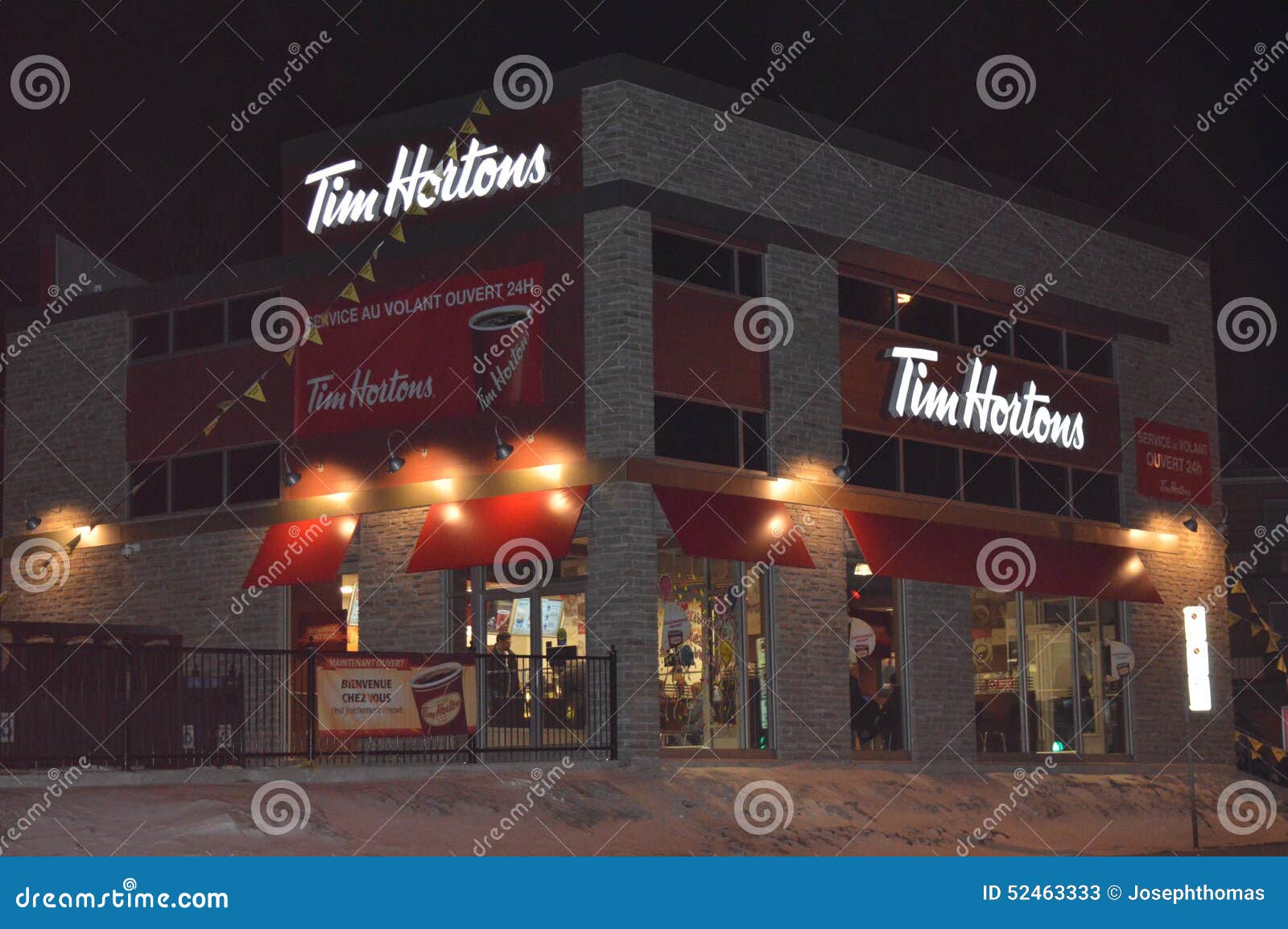 Tim Horton Coffee Shop, City of Montreal, Canada Editorial Stock Photo -  Image of tables, coffee: 52463333