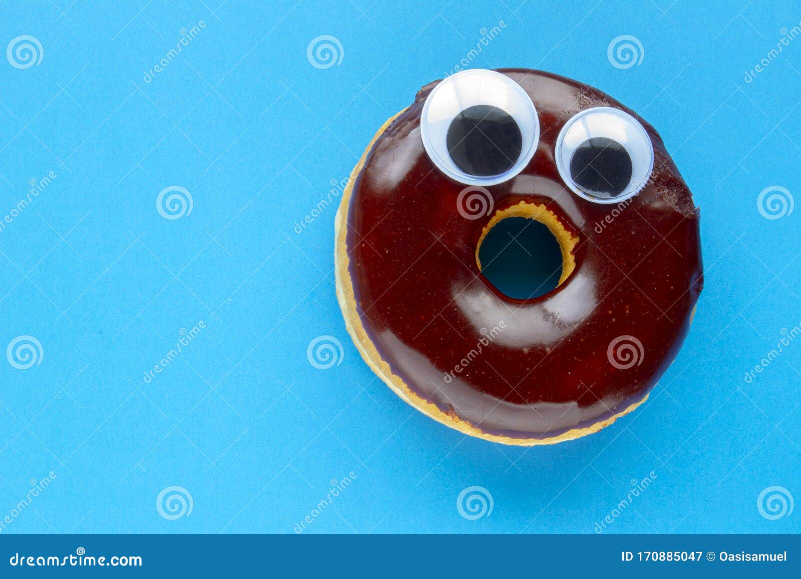 File:Tim Hortons Halloween Donuts 2016 (30572440075).jpg - Wikimedia Commons