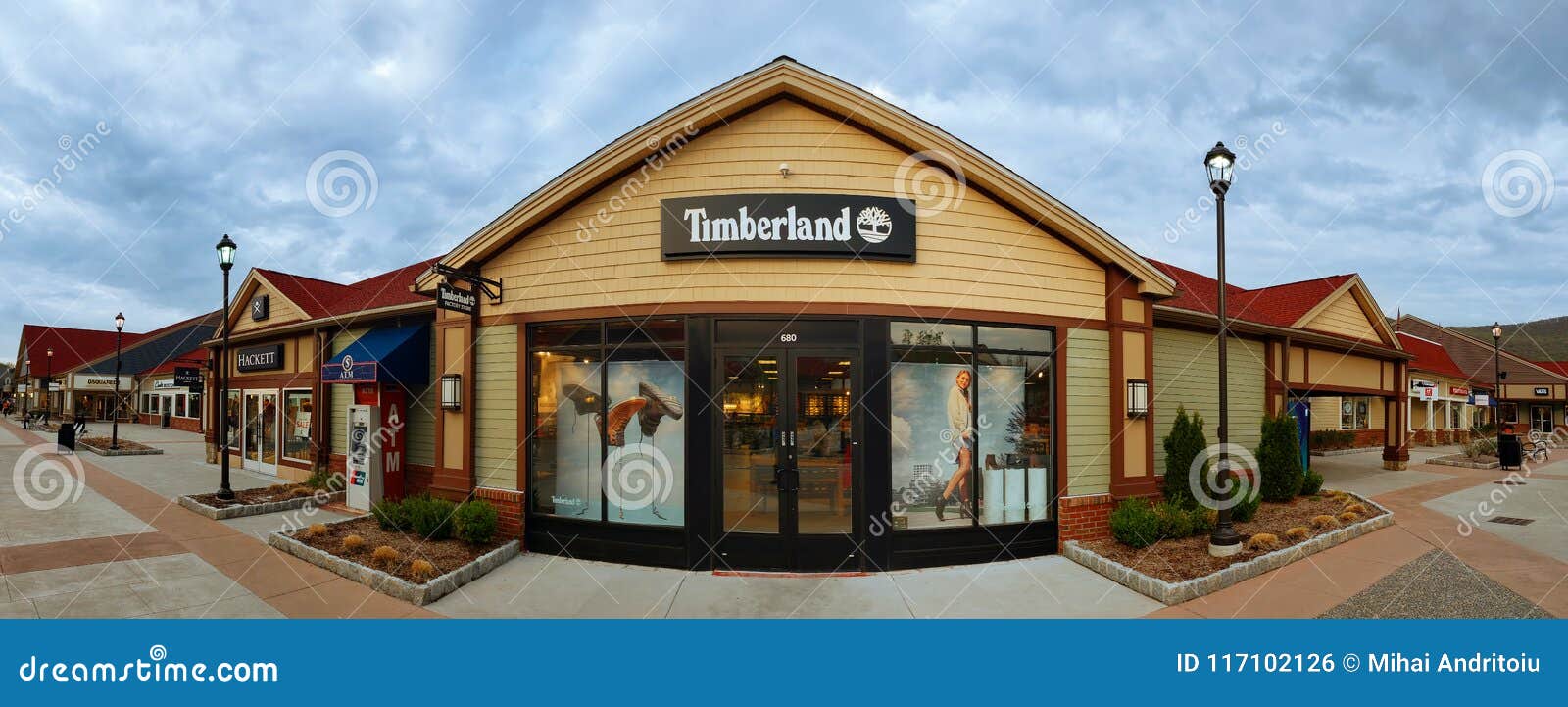 Timberland Store In Woodbury Common 