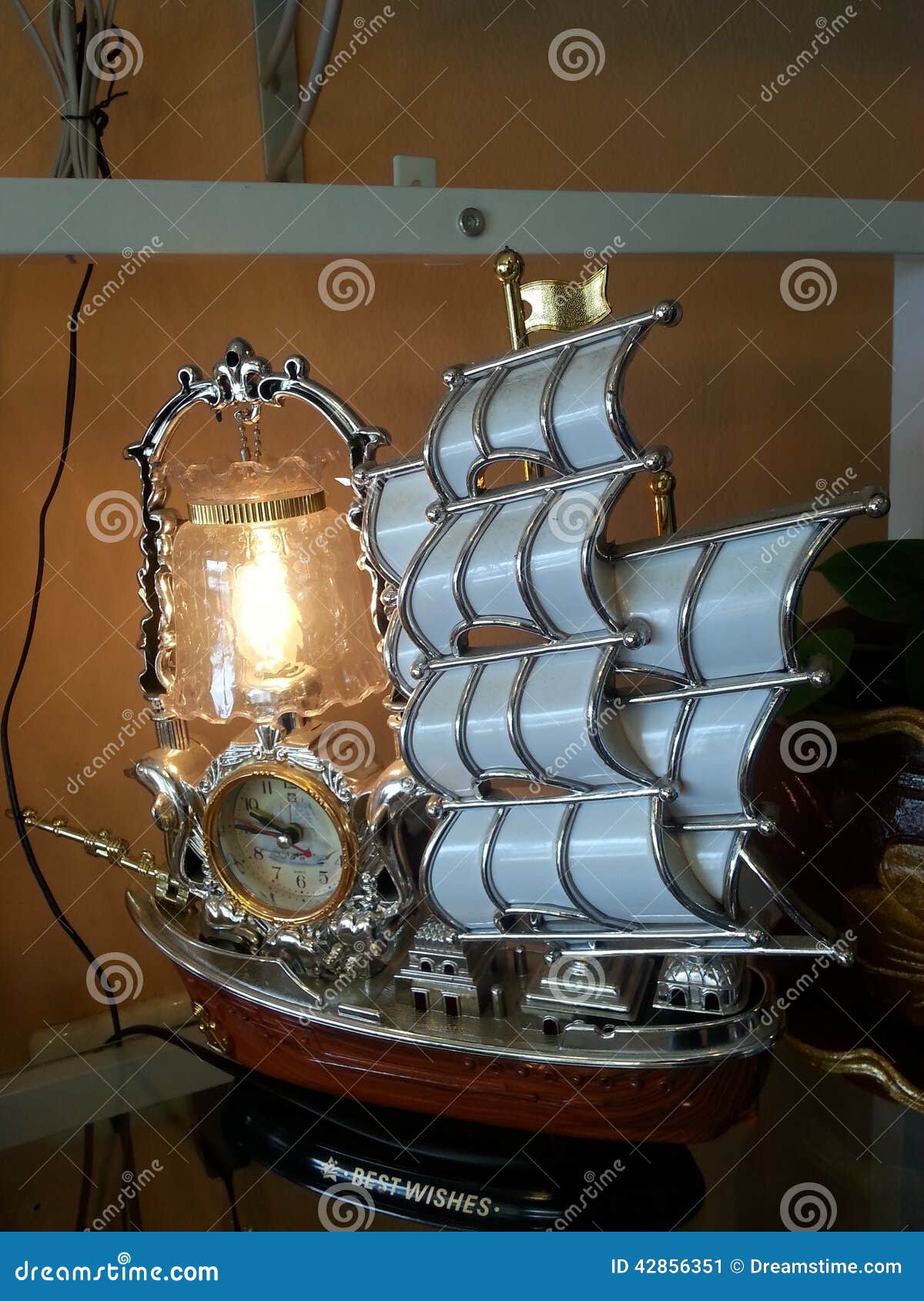 Time editorial photo. Image of time, lamp, clock, tungsten 42856351