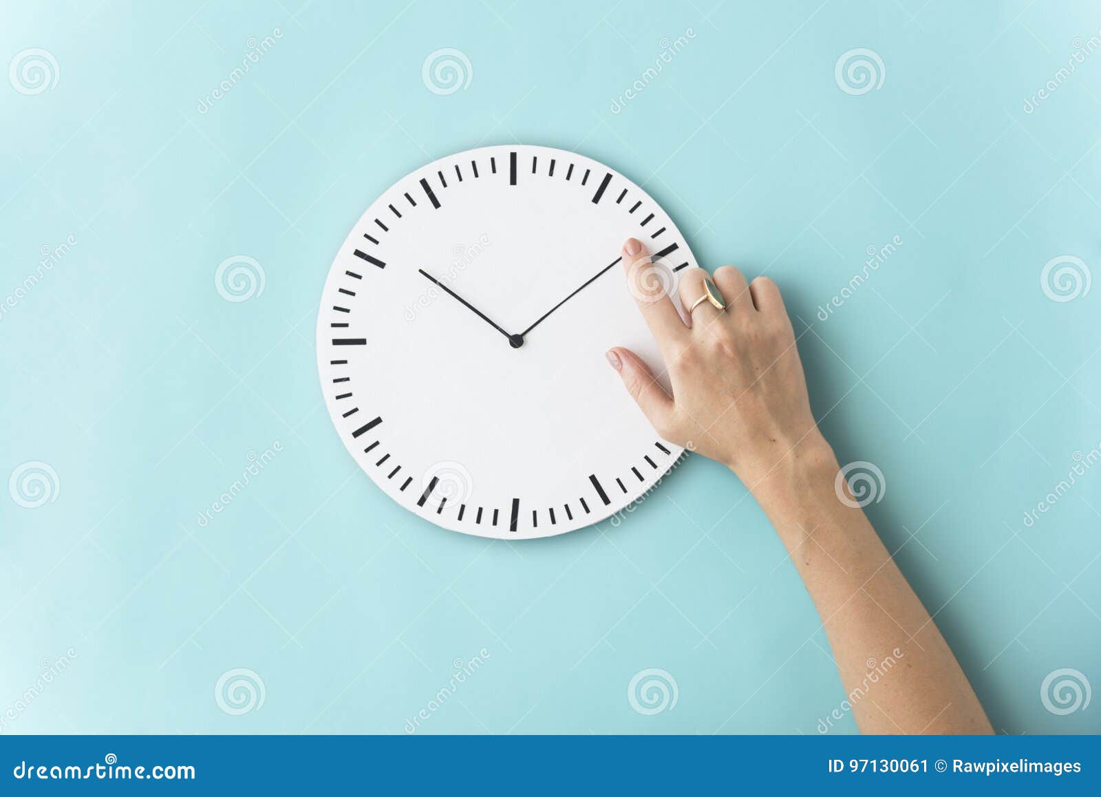 time punctual second minute hour concept