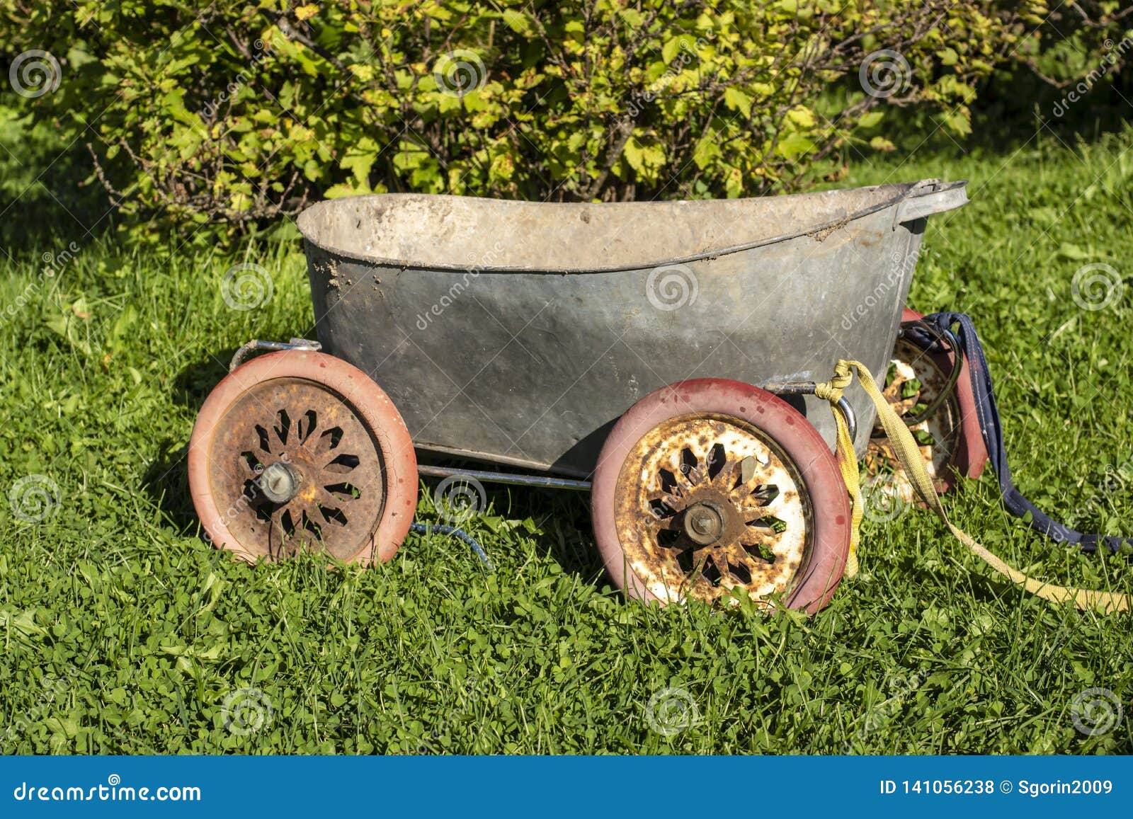 antique baby carriage wheels