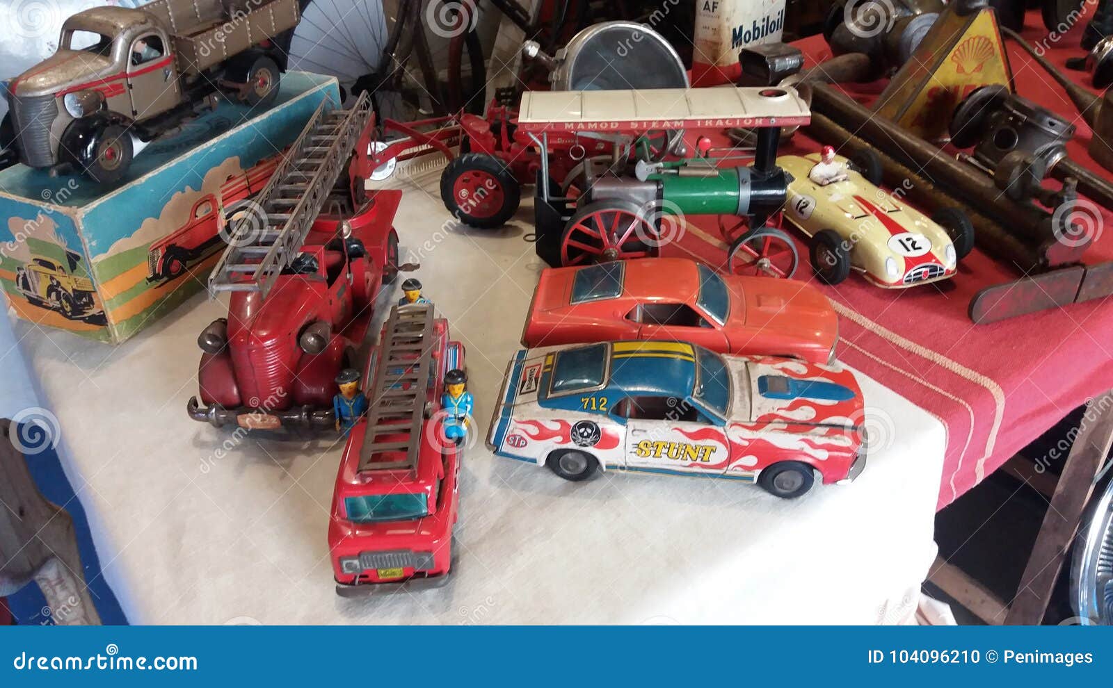 old tin toy cars