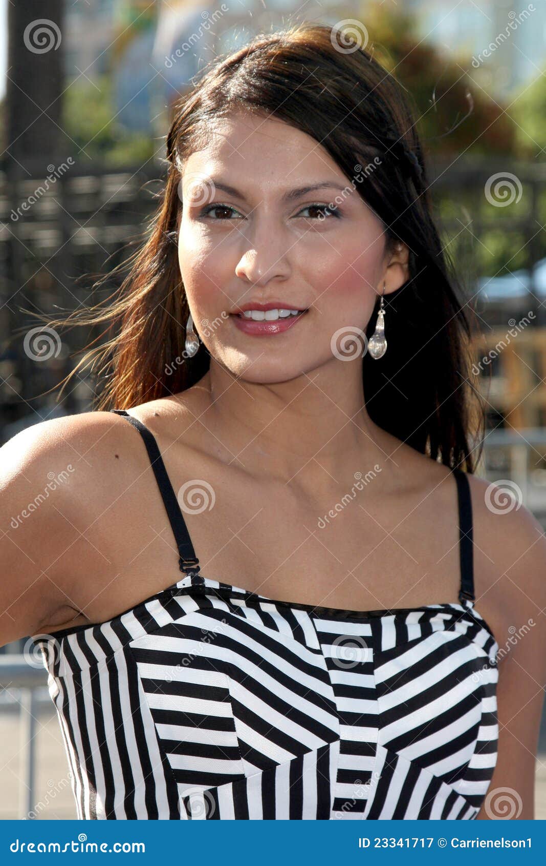 Tinsel Korey editorial photography. Image of angeles 23341717