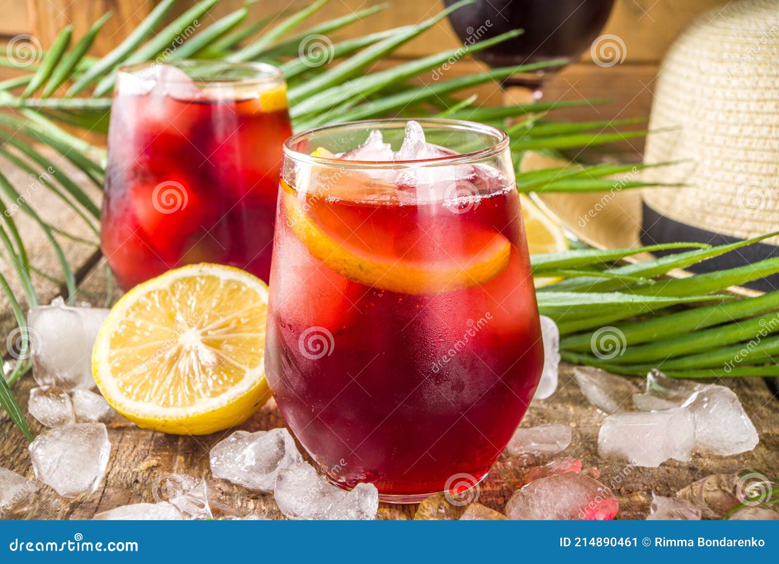 tinto de verano cocktail