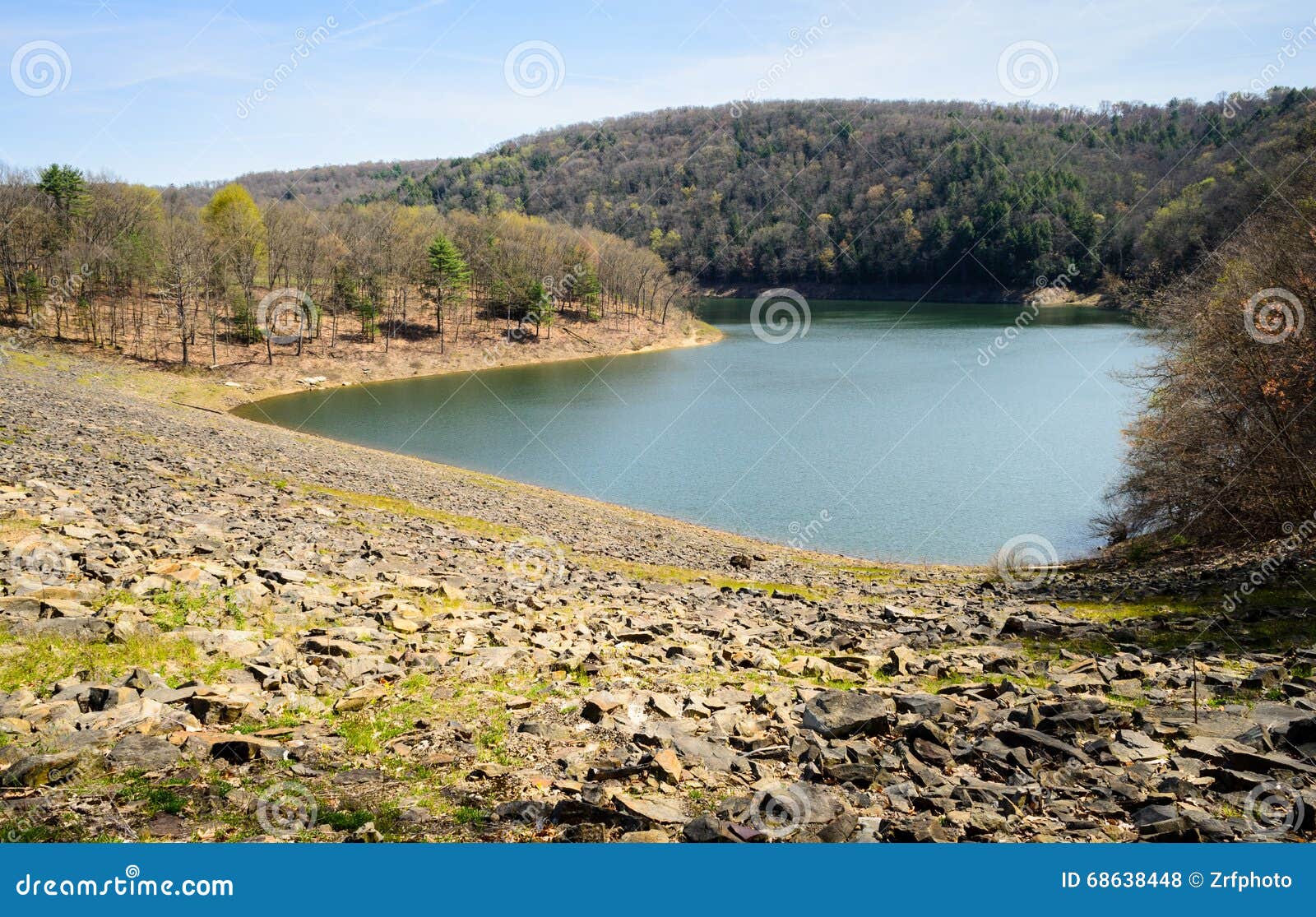 Tionesta Lake and Dam stock photo. Image of artificial 68638448