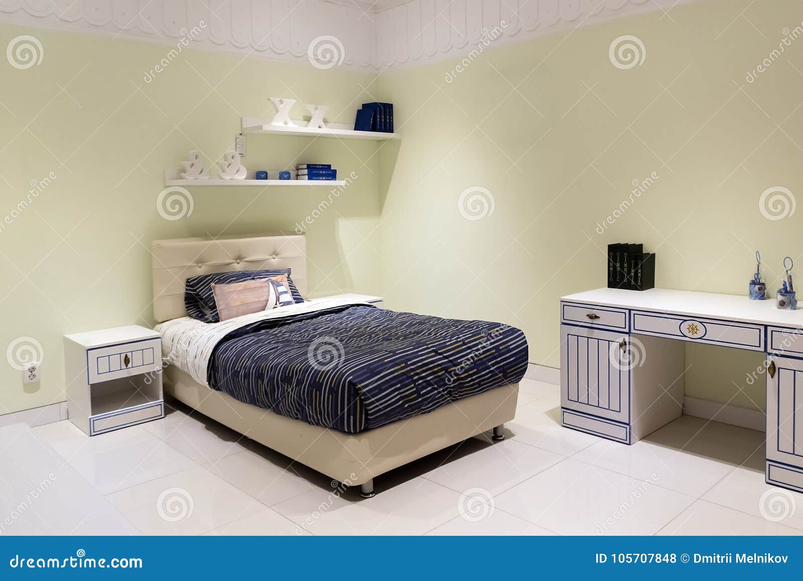 Tirado De Un Cuarto De Niños Acogedor Espacioso Foto de archivo ... Tirado De Un Cuarto De Niños Acogedor Espacioso Foto de archivo ...