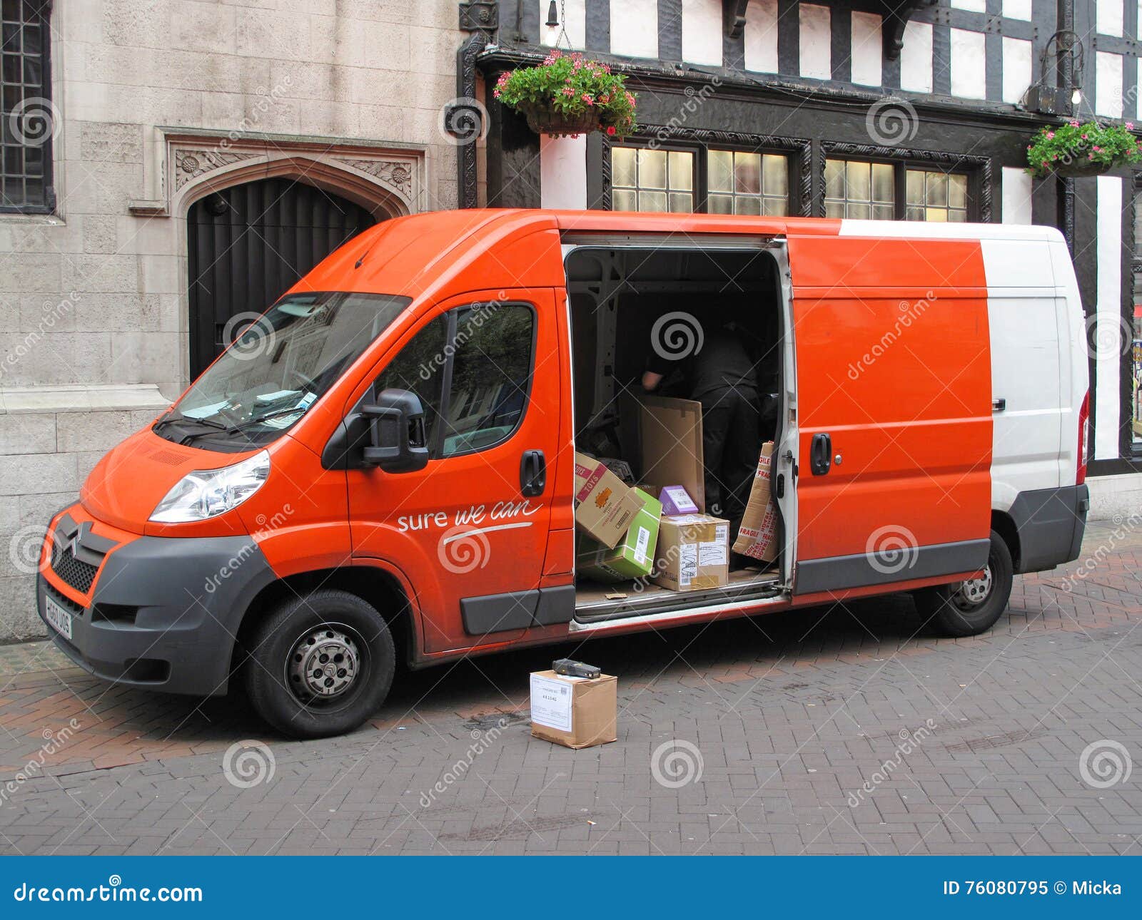 tnt delivery vans