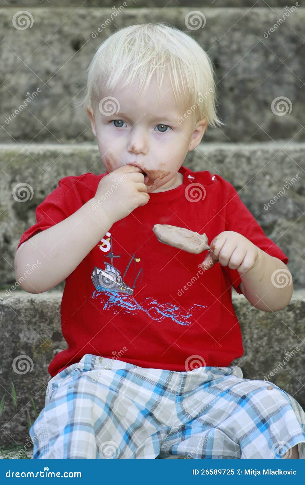 Toddler with icecream stock image. Image of dirty, tasty 26589725