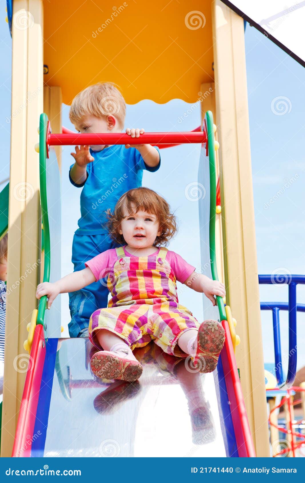 toddlers on a chute