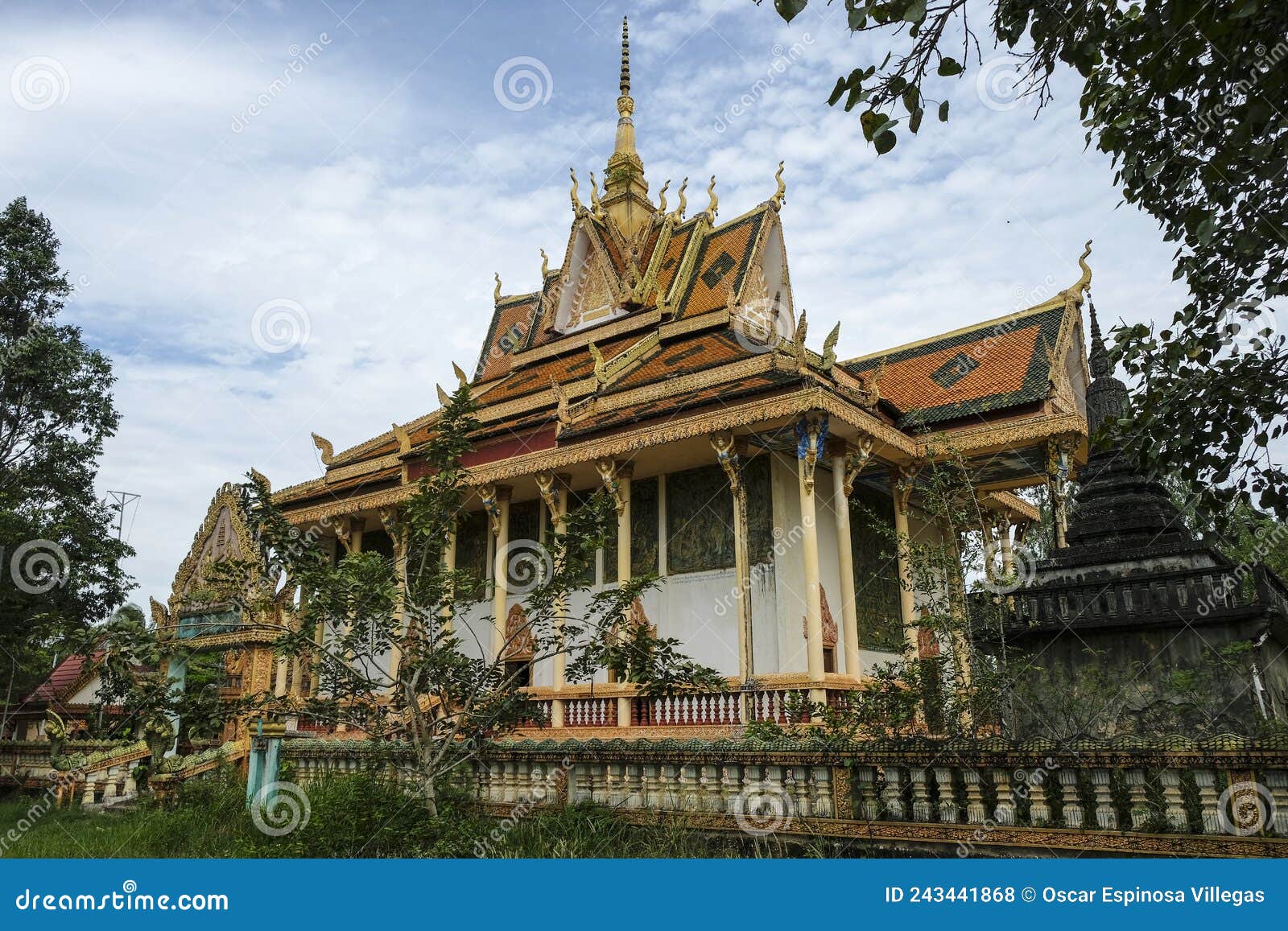 toek vil pagoda in kampot, cambodia