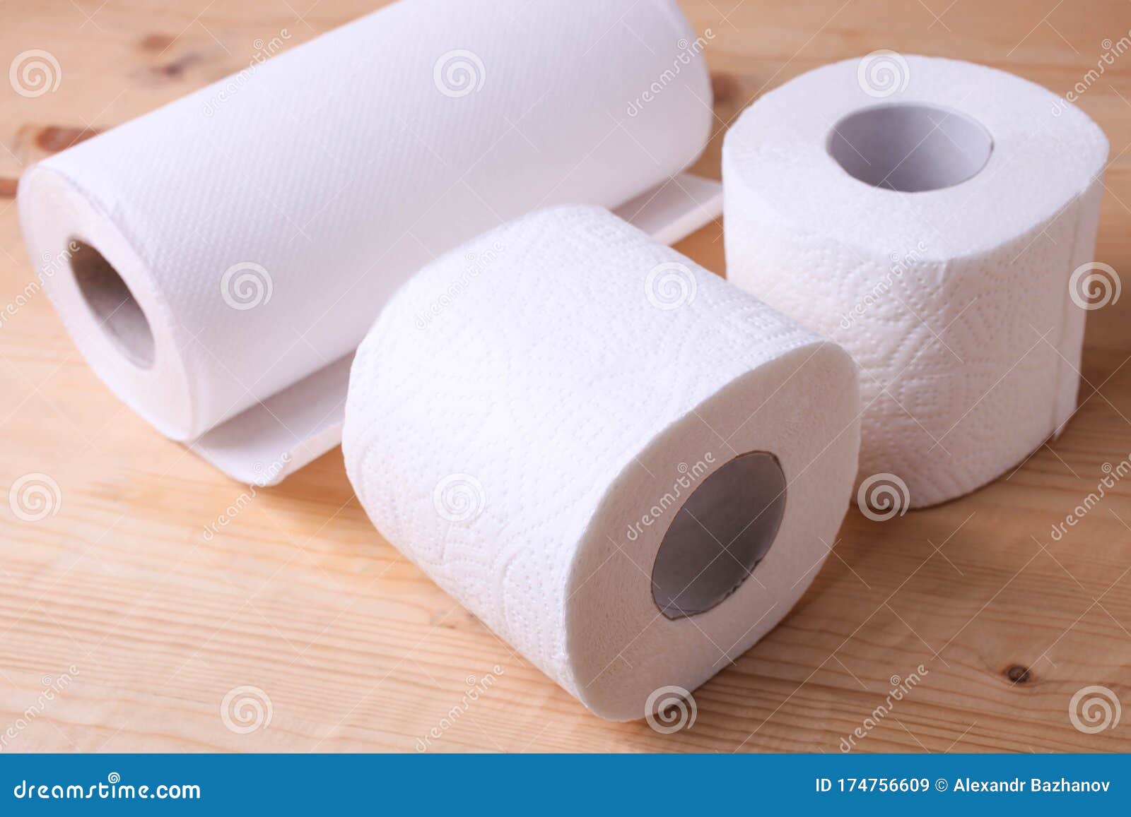 285 Toilet Paper Tubes Stock Photos - Free & Royalty-Free Stock Photos from  Dreamstime