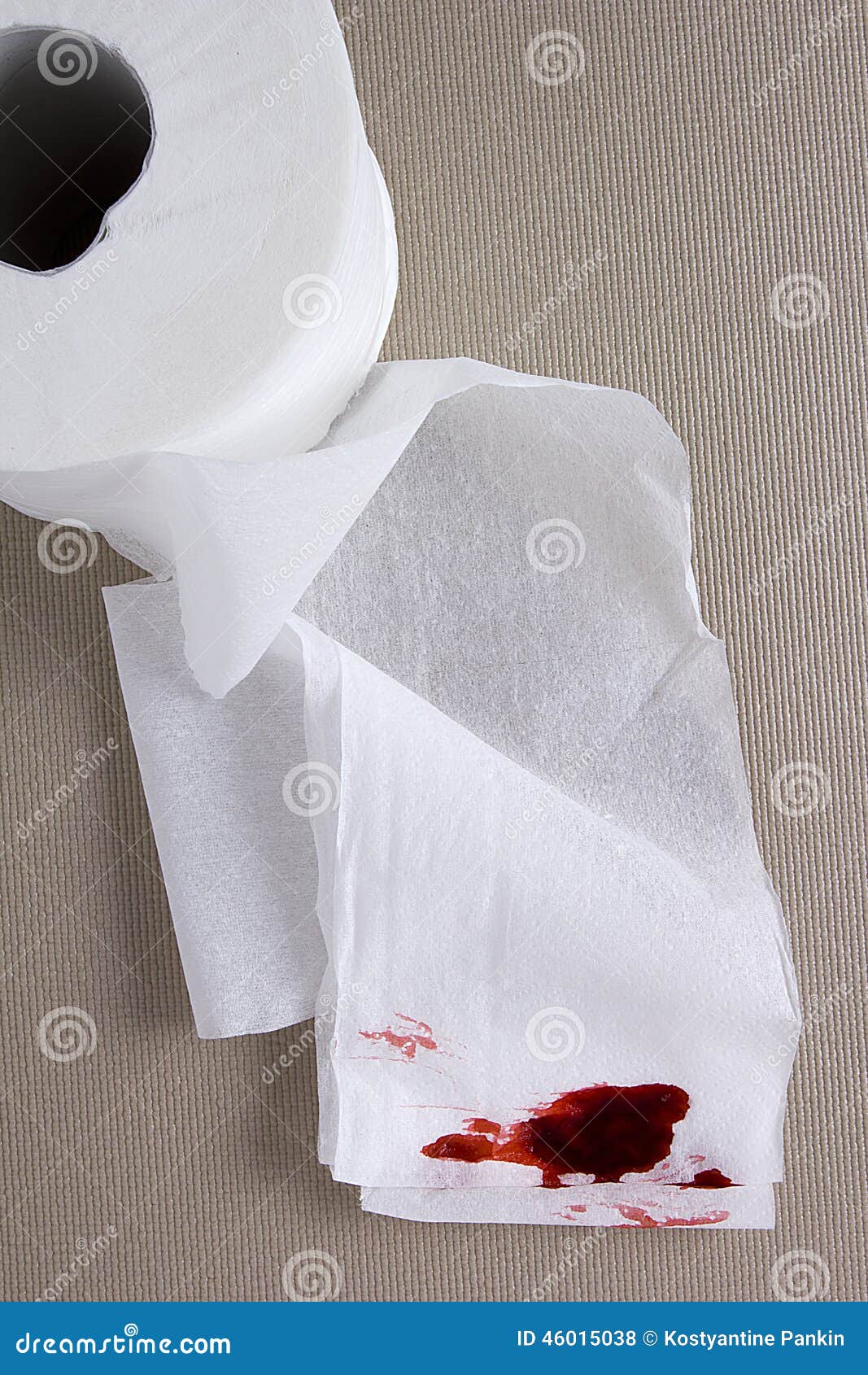 Blut auf toilettenpapier