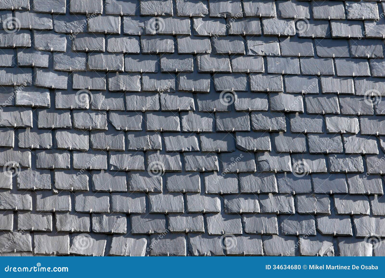 Toit Avec Des Tuiles D'ardoise Photo stock Image du matériau, brique