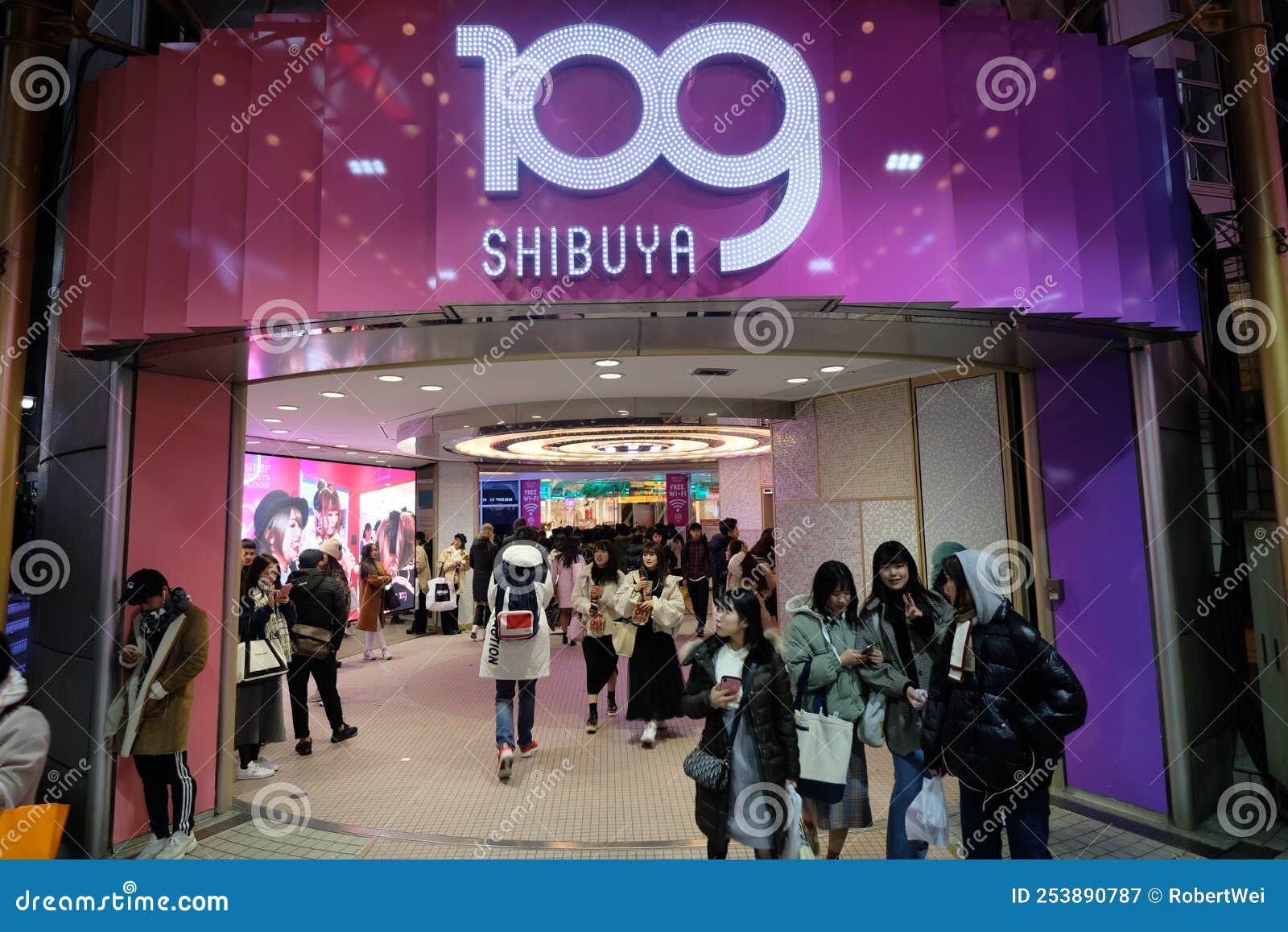 SHIBUYA 109 Department Store in Shibuya Editorial Photography Image