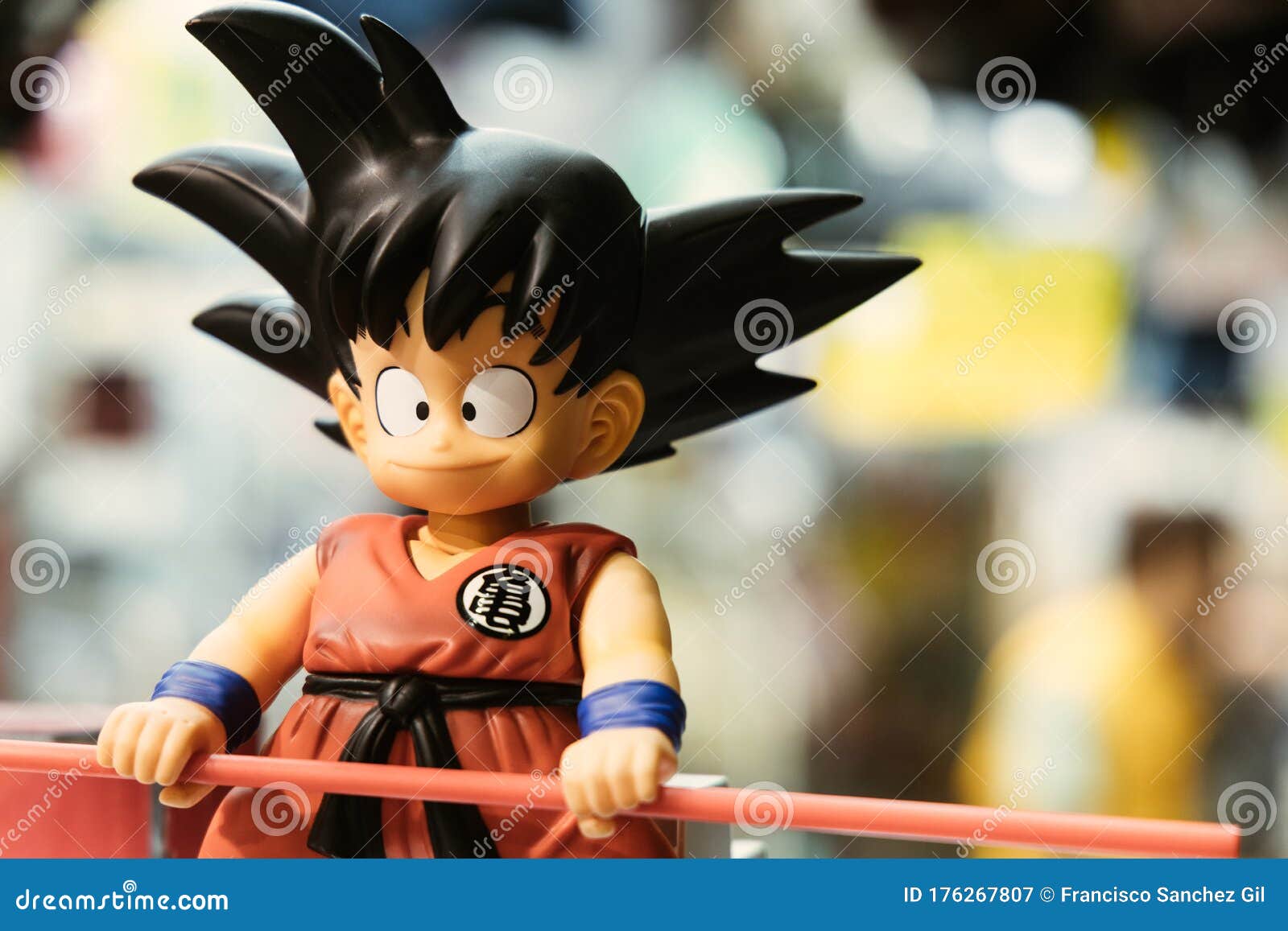 Tokyo Japan 10092019 Filho Goku De Bola De Dragão Em Posição Silenciosa Com  Sua Bengala Mágica Fotografia Editorial - Imagem de fotografia, loja:  176267807