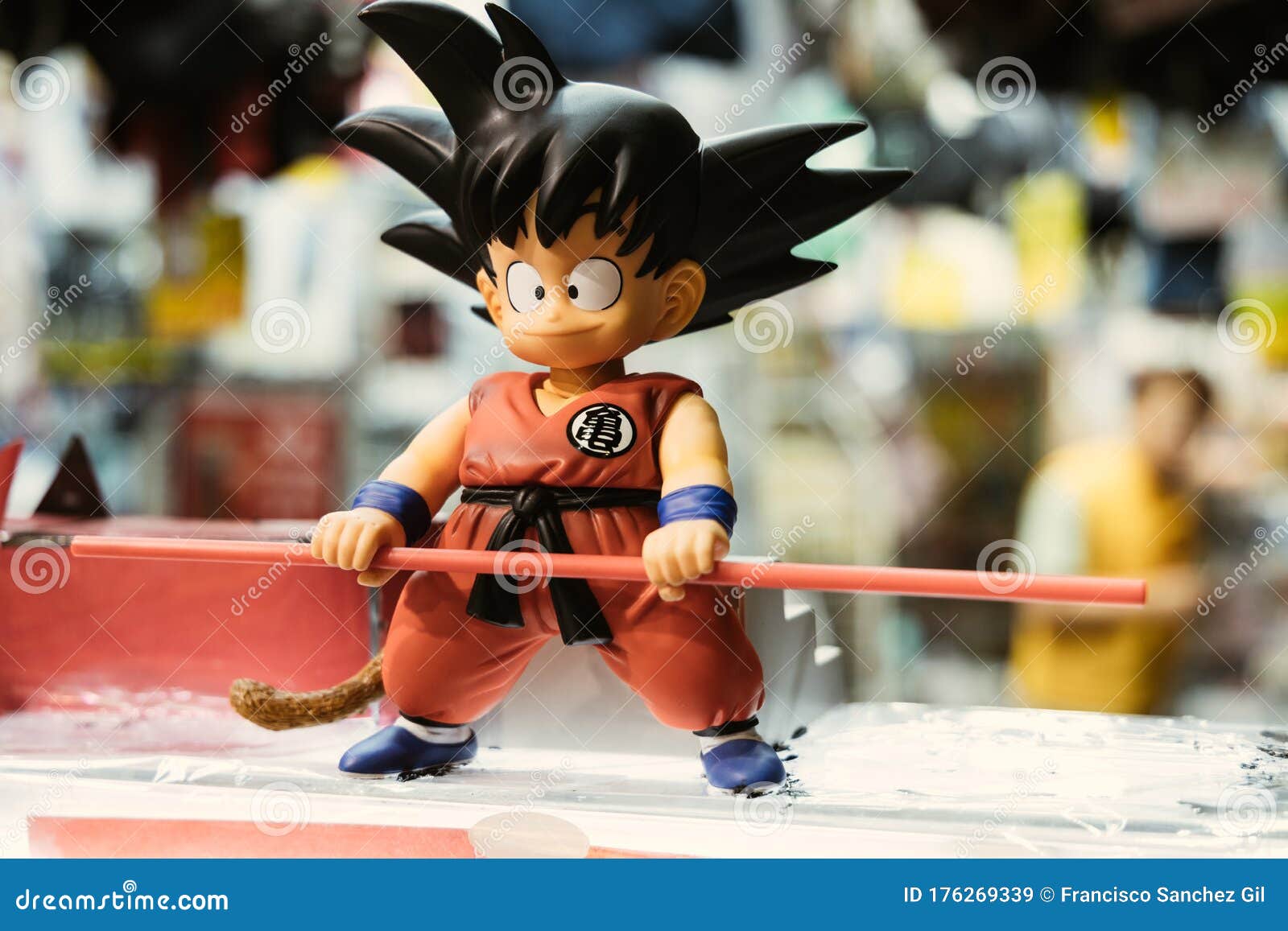 Dragon Ball Filho Goku tirar uma soneca figura de ação modelo de