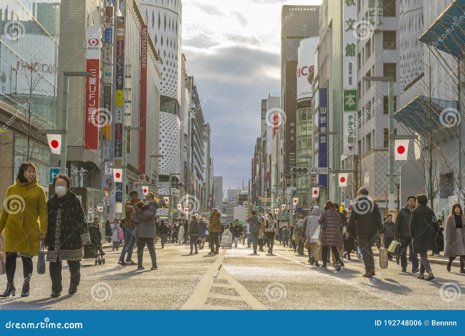 People Walking And Relaxing On Ginza Street In Tokyo Japan Editorial Photo Image Of Ginza Canal People Walking And Relaxing On Ginza Street In Tokyo Japan Editorial Photo Image Of Ginza Canal