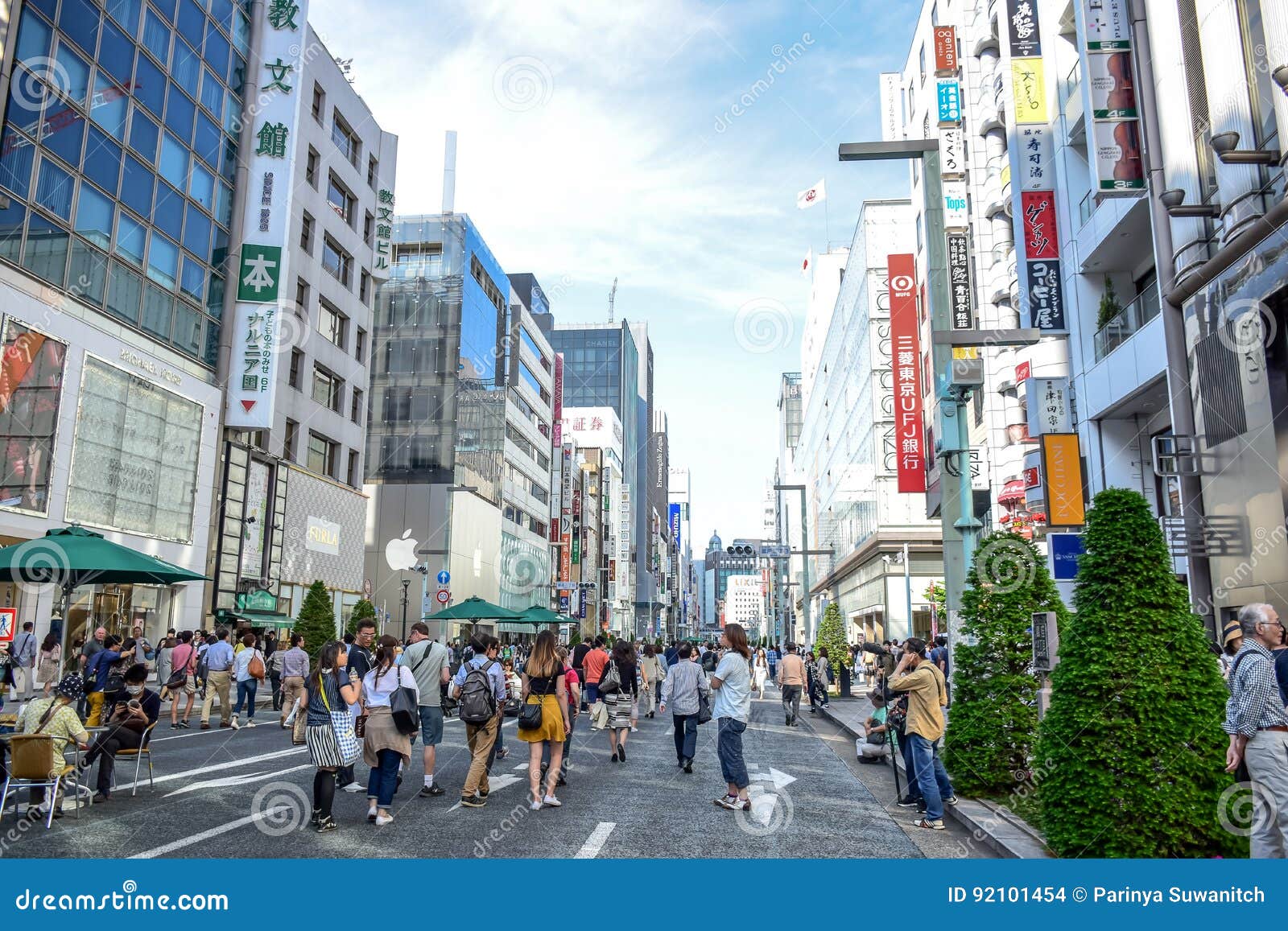 Tokyo Japan People Spending Their Time Visiting Ginza Street A Very Popular Shopping Area Of Tokyo During Weekend Editorial Stock Image Image Of Asian Shopping