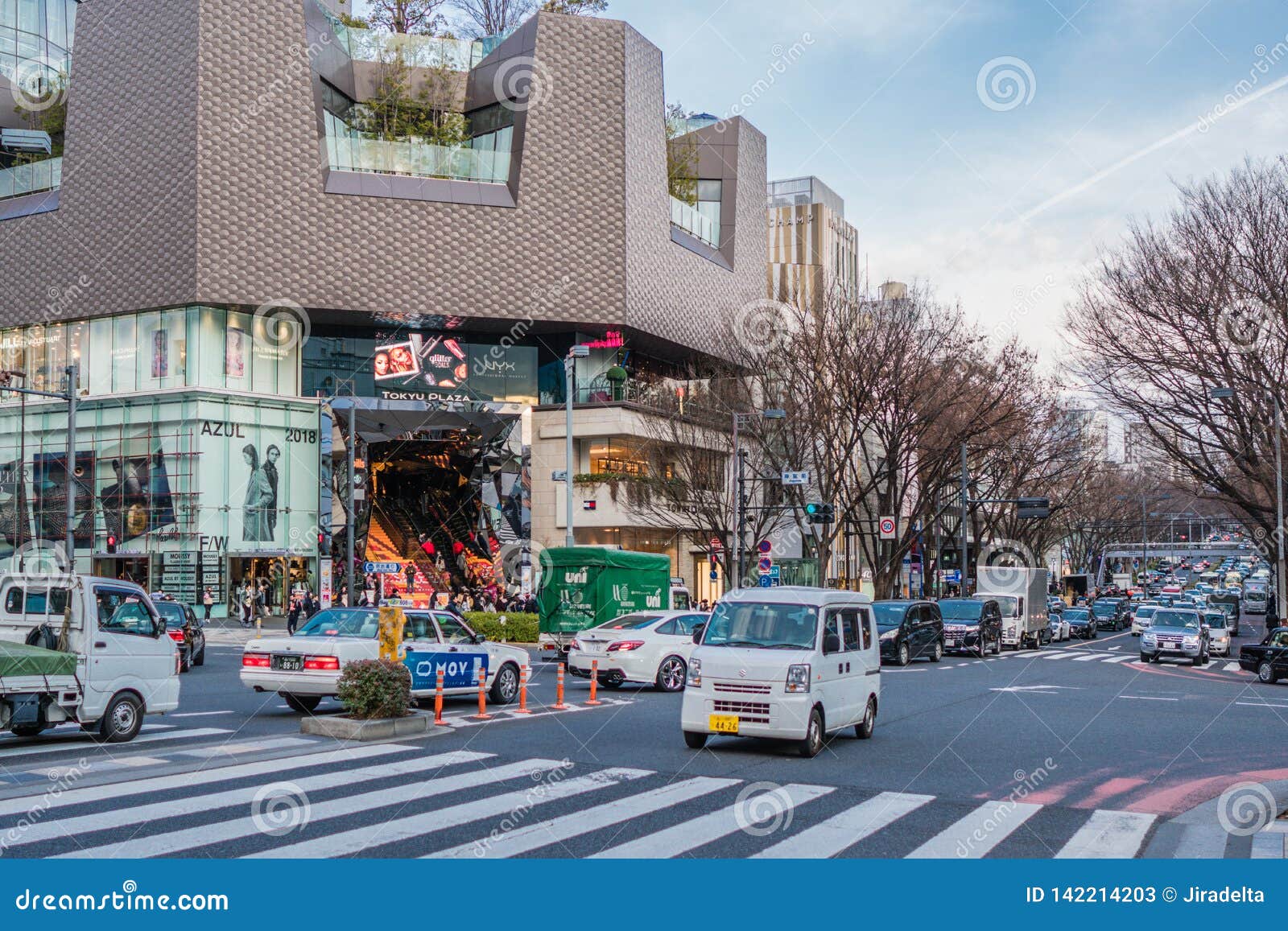 Tokyu广场表参道原宿编辑类库存照片 图片包括有聚会所 地区 布琼布拉 街道 日本 旅游业 Tokyu广场表参道原宿编辑类库存照片 图片包括有聚会所 地区 布琼布拉 街道 日本 旅游业