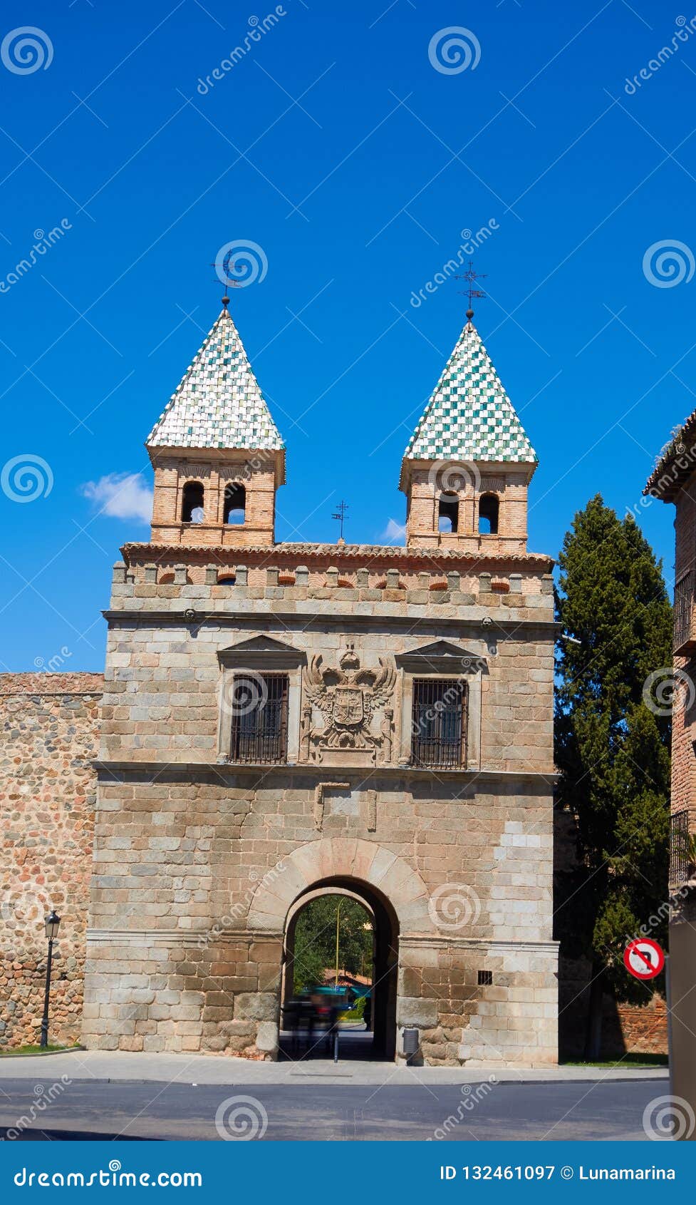 toledo puerta de bisagra door in spain