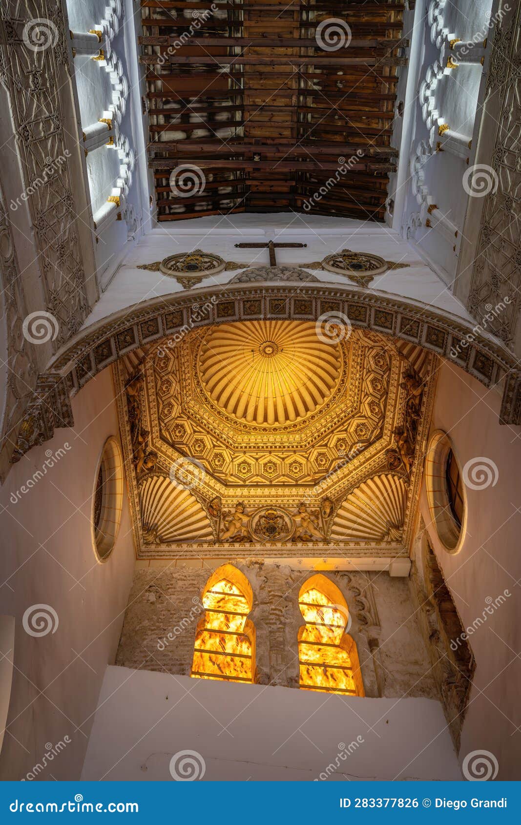 Synagogue of Santa Maria La Blanca Interior - Toledo, Spain Editorial ...