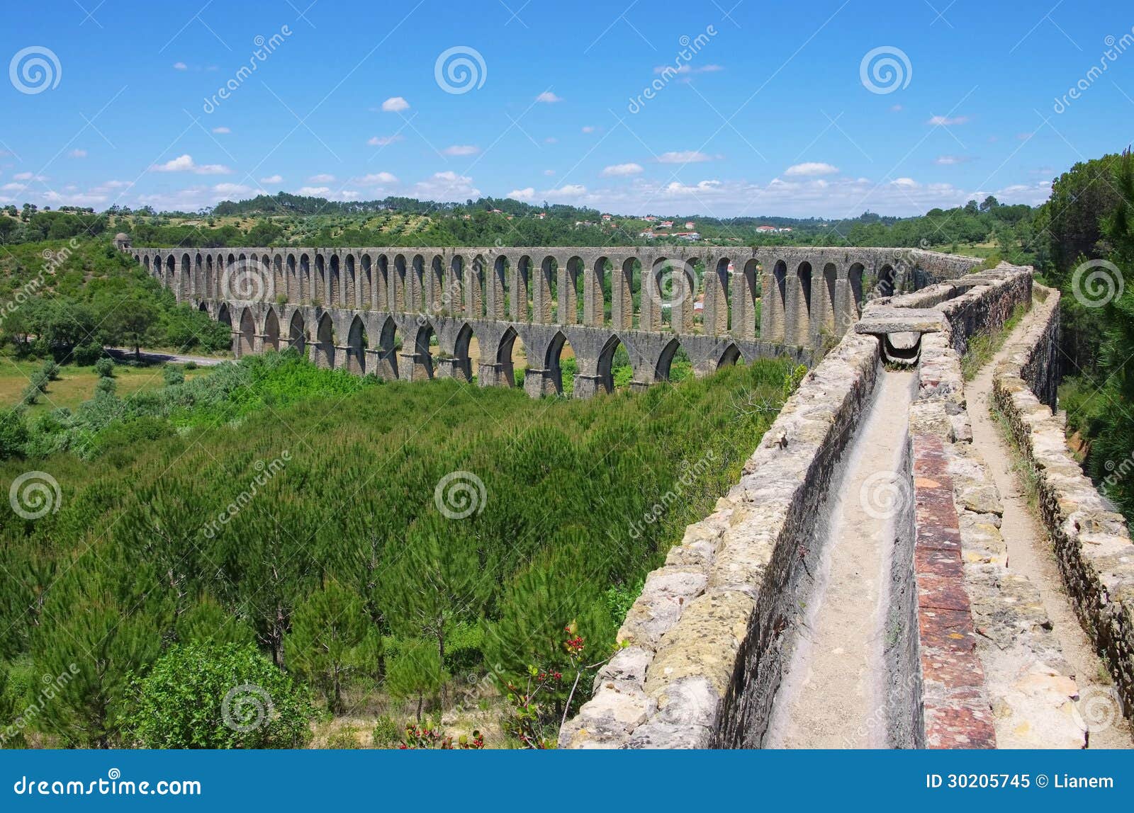 tomar aqueduct