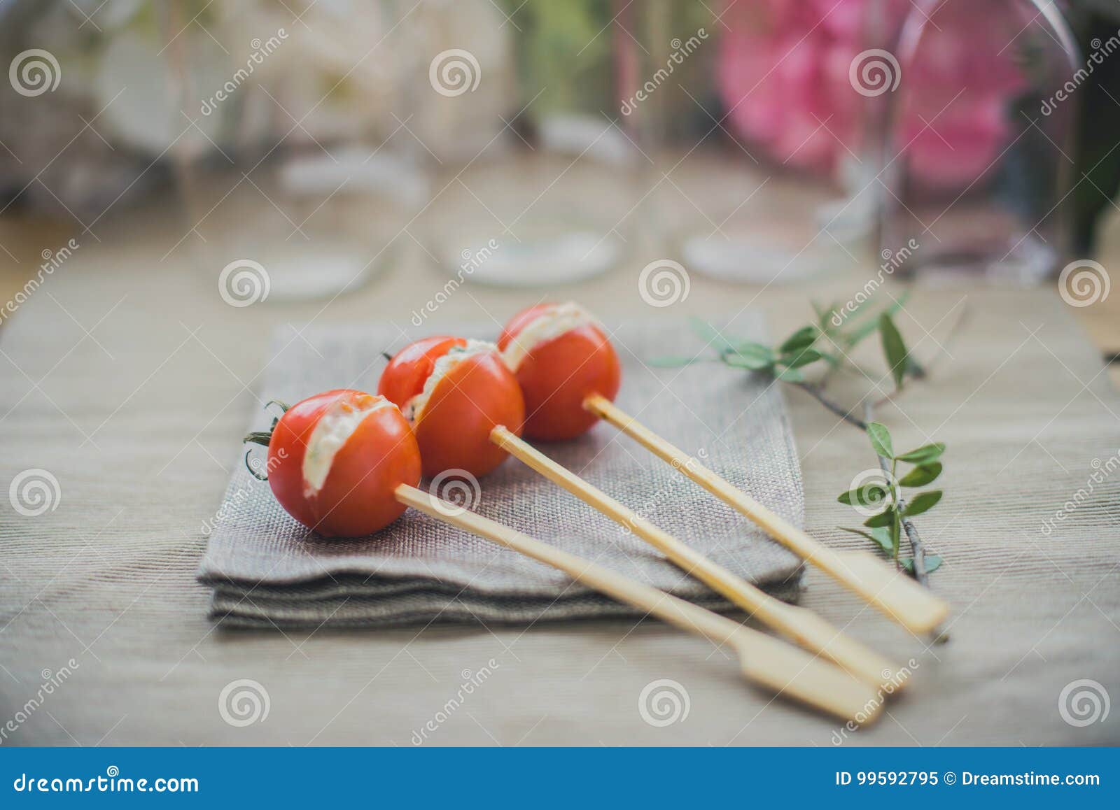 tomato and cheese skewers