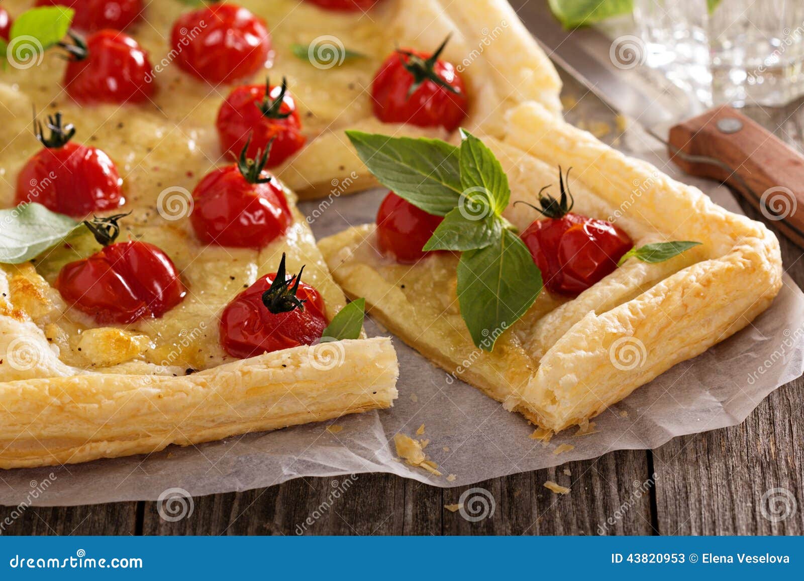 Tomato and mozzarella tart stock image. Image of dinner 43820953