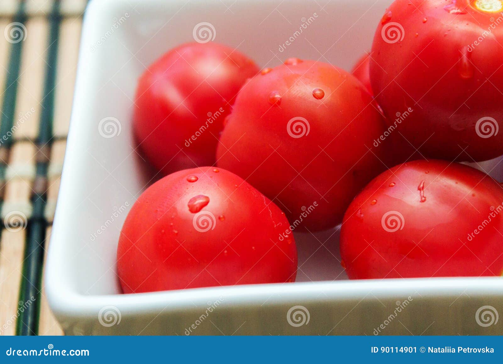 tomato plate