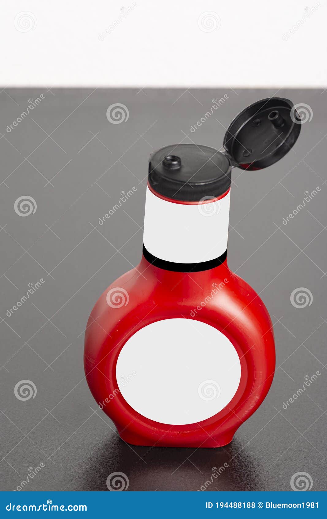 Download 209 Sauce Bottle Mockup Photos Free Royalty Free Stock Photos From Dreamstime