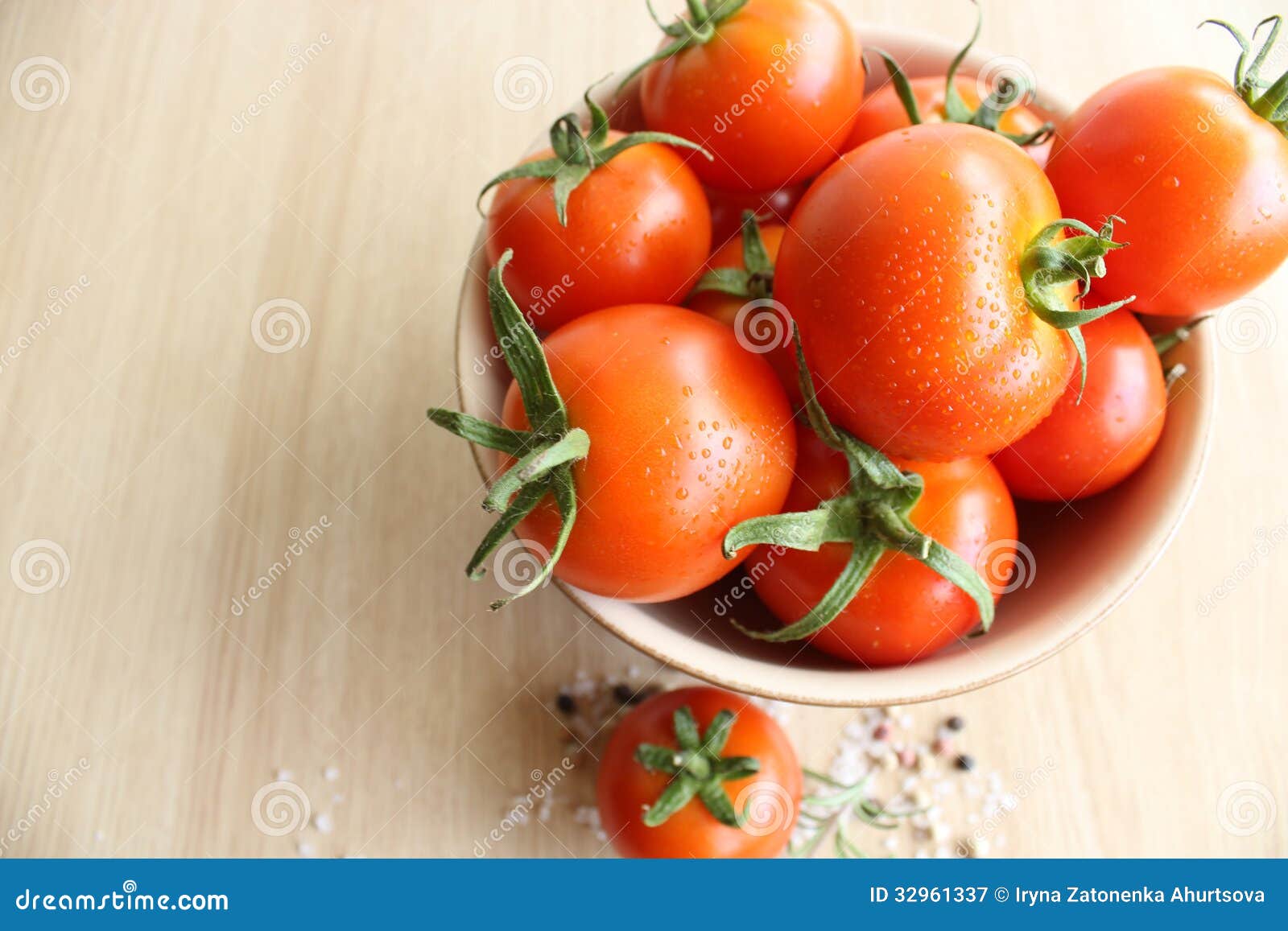 Tomatoes in a Ceramic Plate Stock Image Image of healthy, vegetarian