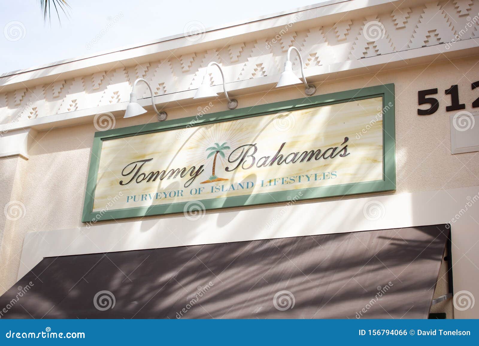 Tommy Bahama`s Retail Store Sign Editorial Photo - Image of clothing ...