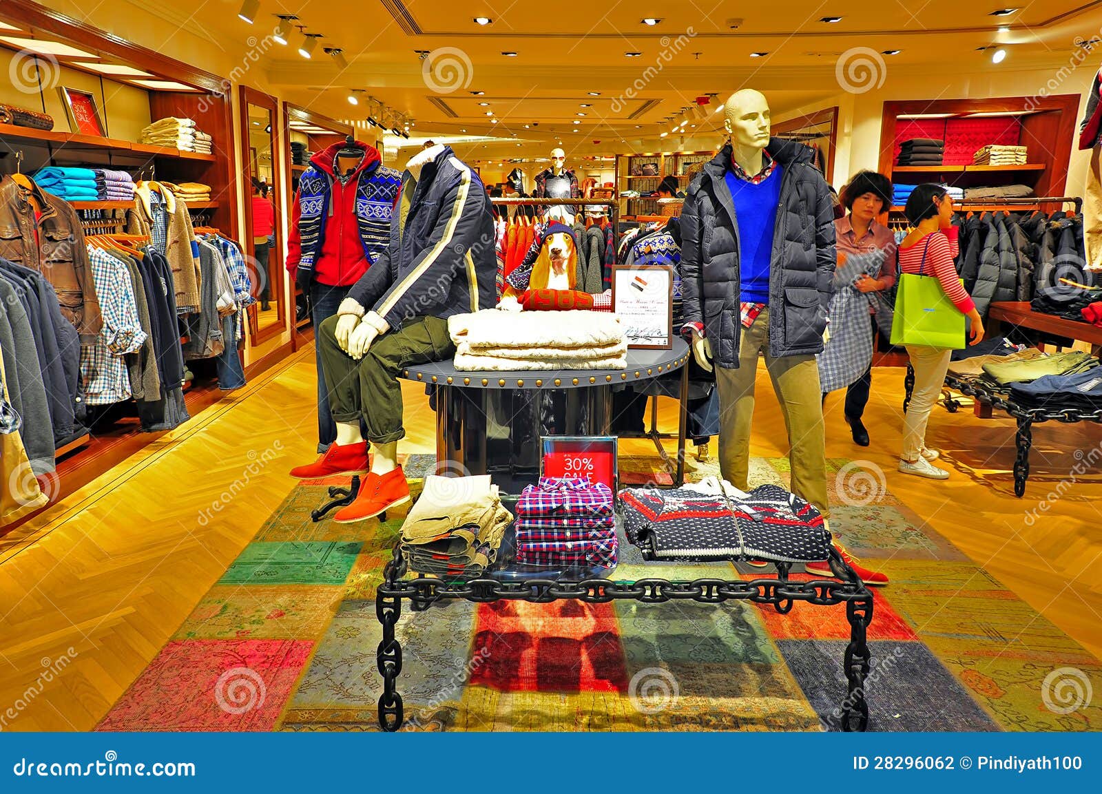 Tommy Hilfiger Outlet in Hong Kong Editorial Photography - Image