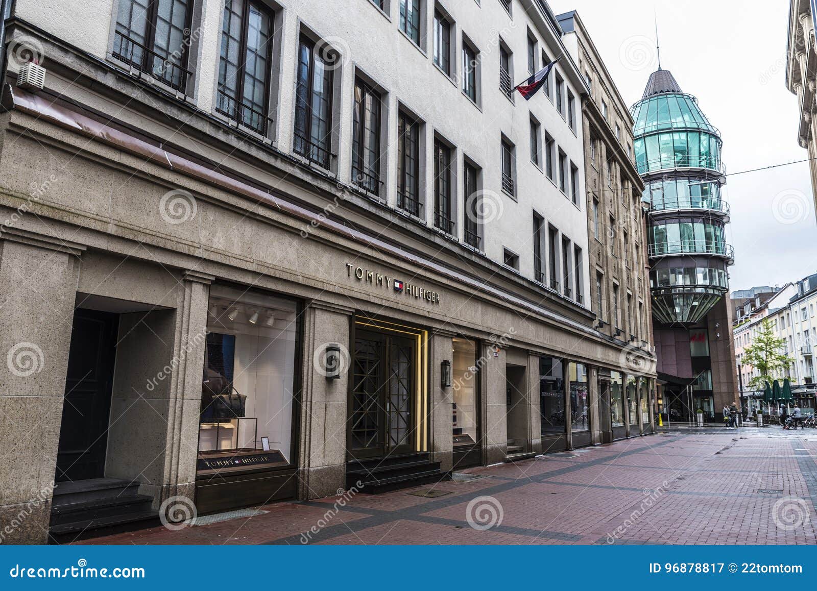 Tommy Hilfiger Shop and Schadow Arkaden Mall in Dusseldorf, Germ Editorial Photography - Image of dusseldorf, hilfiger: