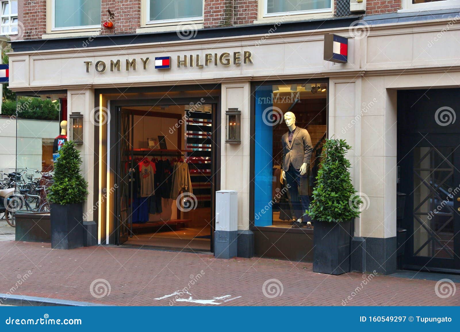 Tommy Hilfiger store editorial photography. Image clothes - 160549297