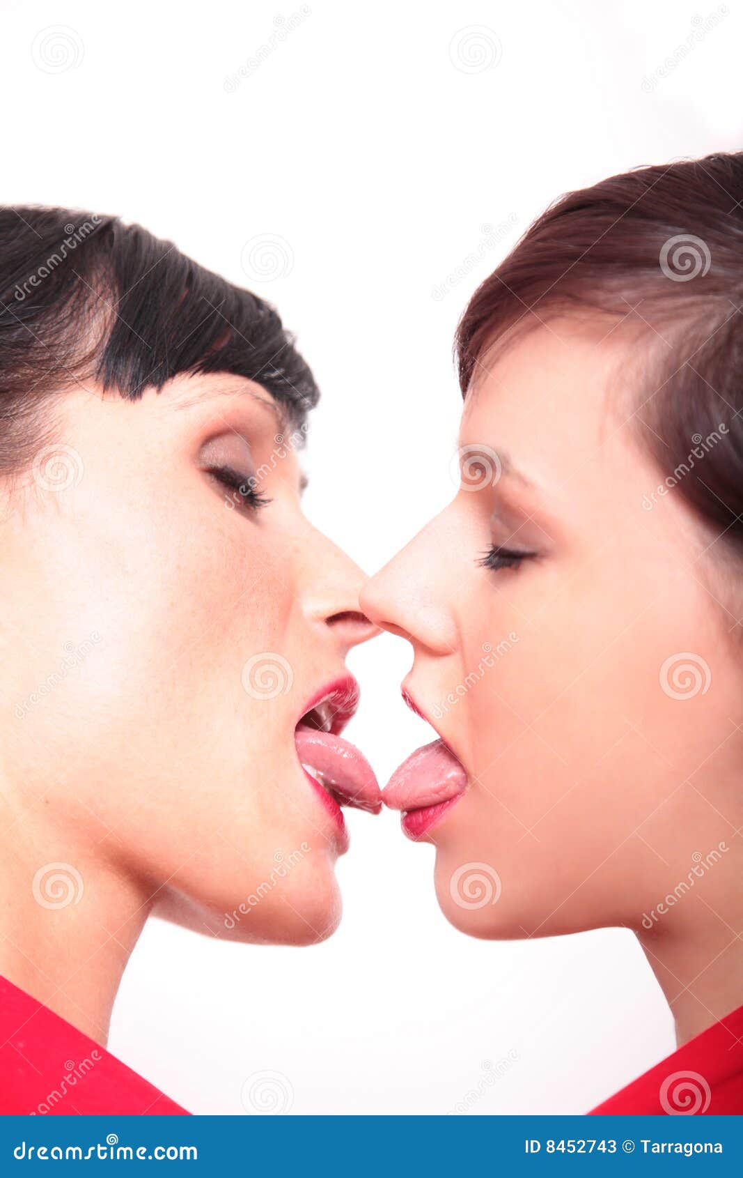 Lesbian Tongue Kissing