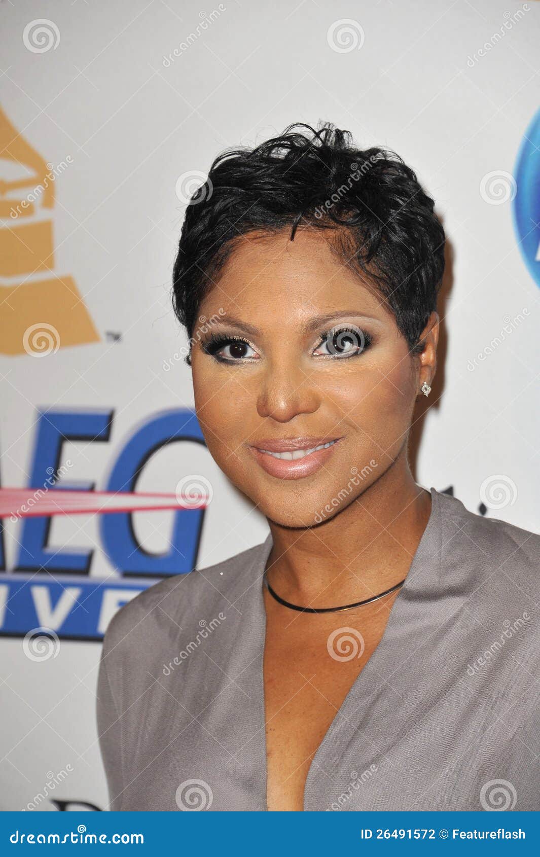 Toni Braxton editorial photography. Image of clive, paul 26491572