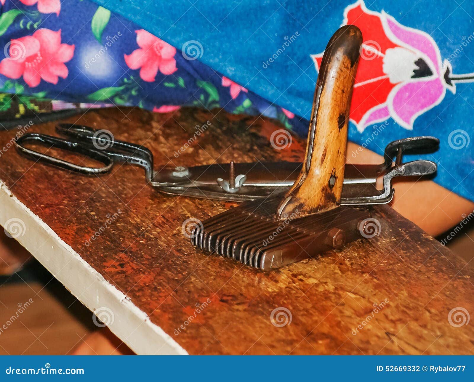 Tool Weavers stock photo. Image of hand, machine, malay 52669332