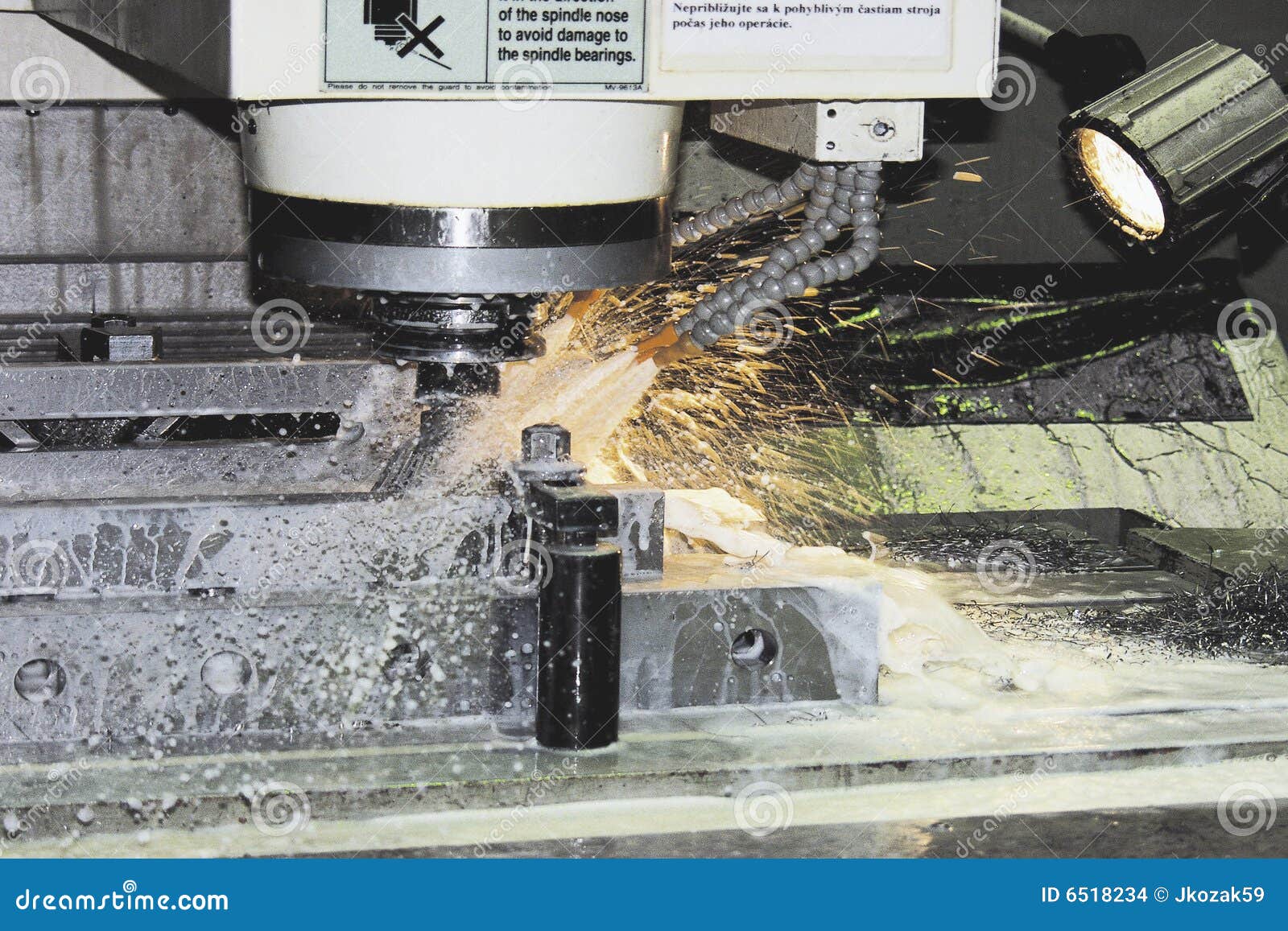 What is machine tooling