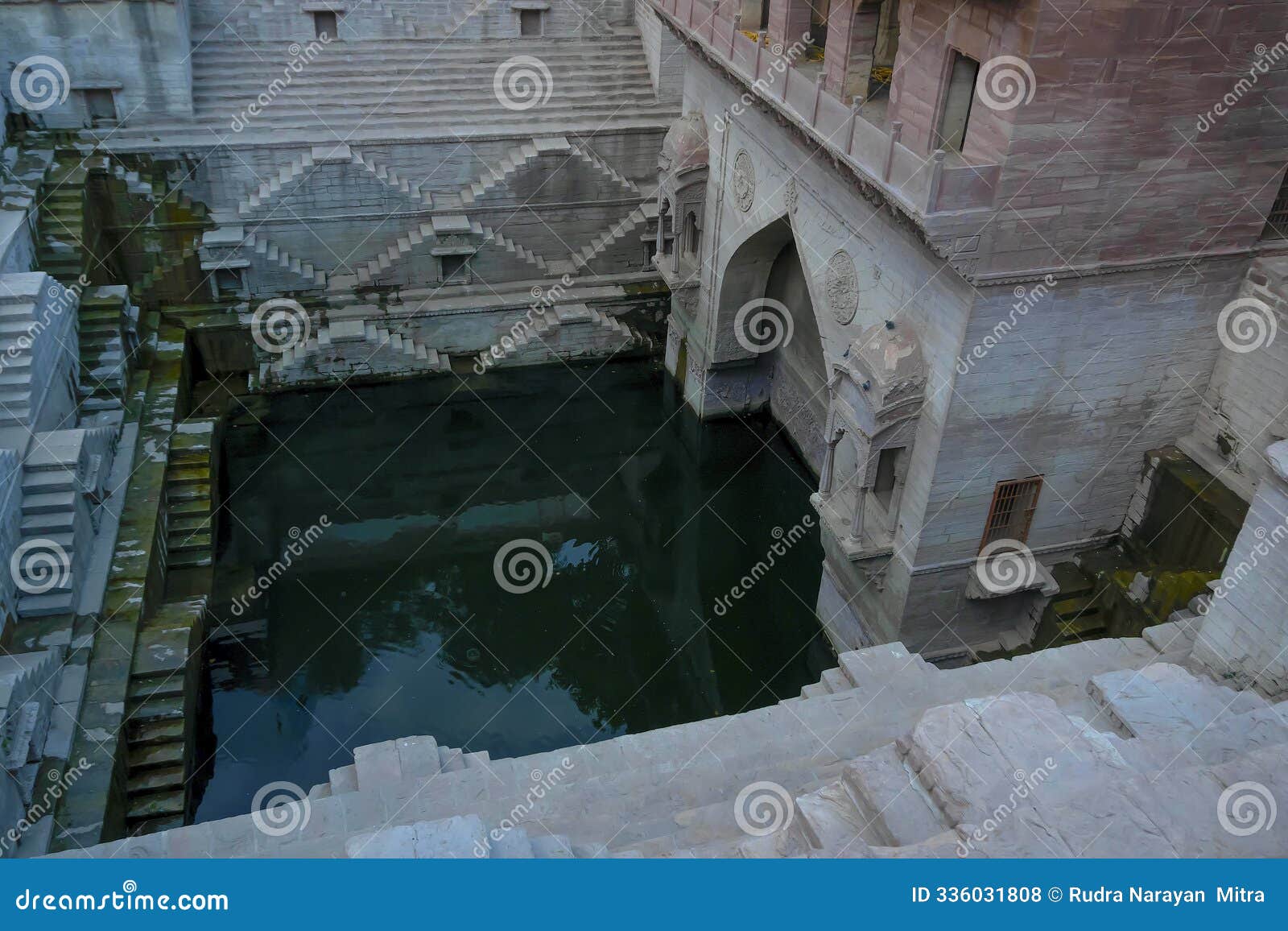 toorji's step well, toorji ki jhalara, toorj ki jhalra, was built in 1740s.