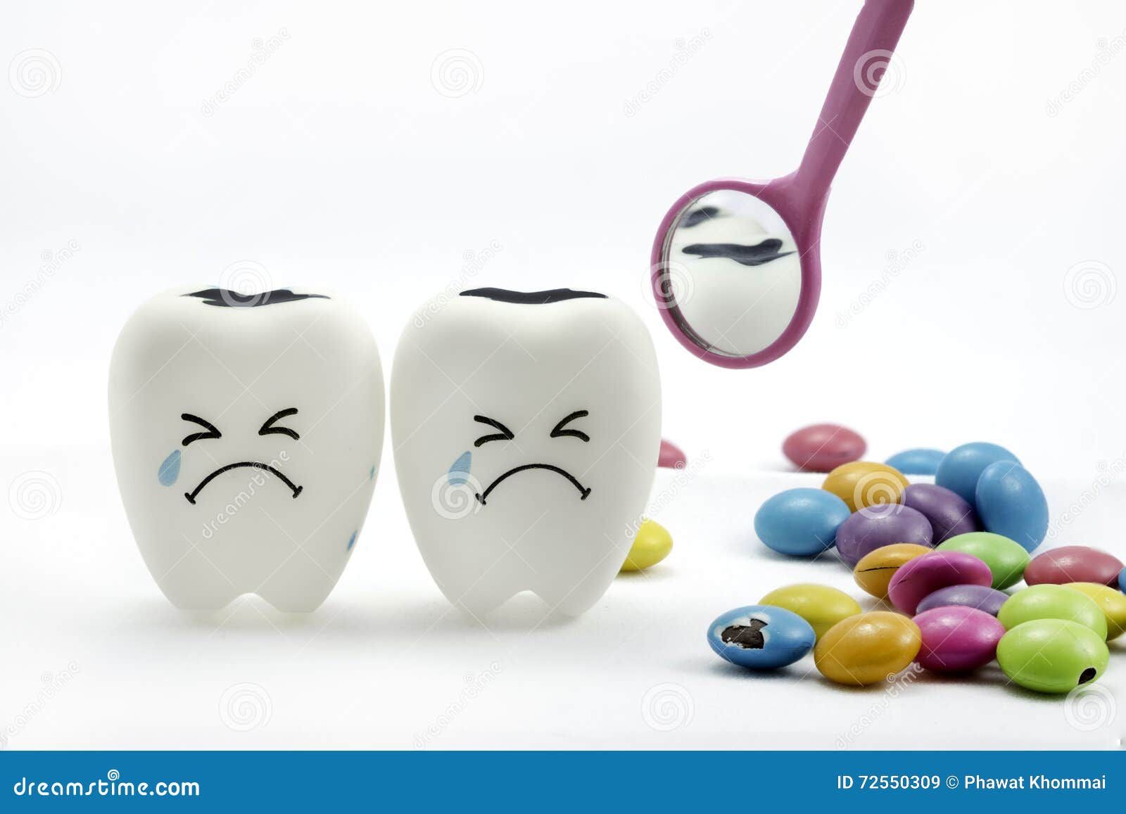 tooth decay is crying with dental mirror
