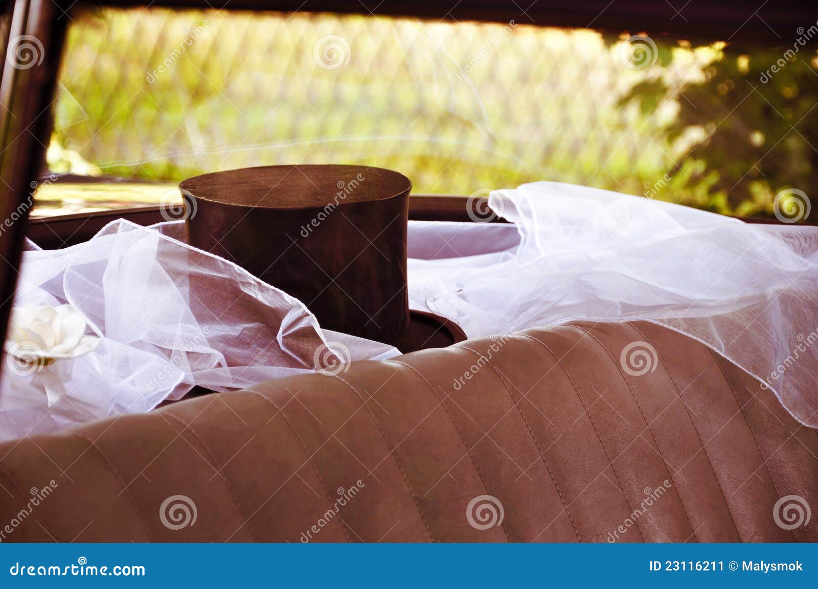 Top Hat and Veil in Wedding Car Stock Image Image of veil, bride