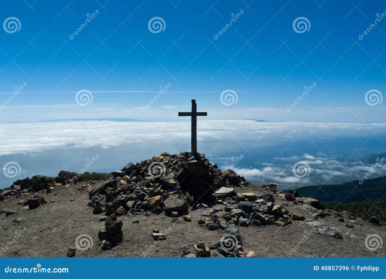 top of pico de la nieve mountain, la palma island