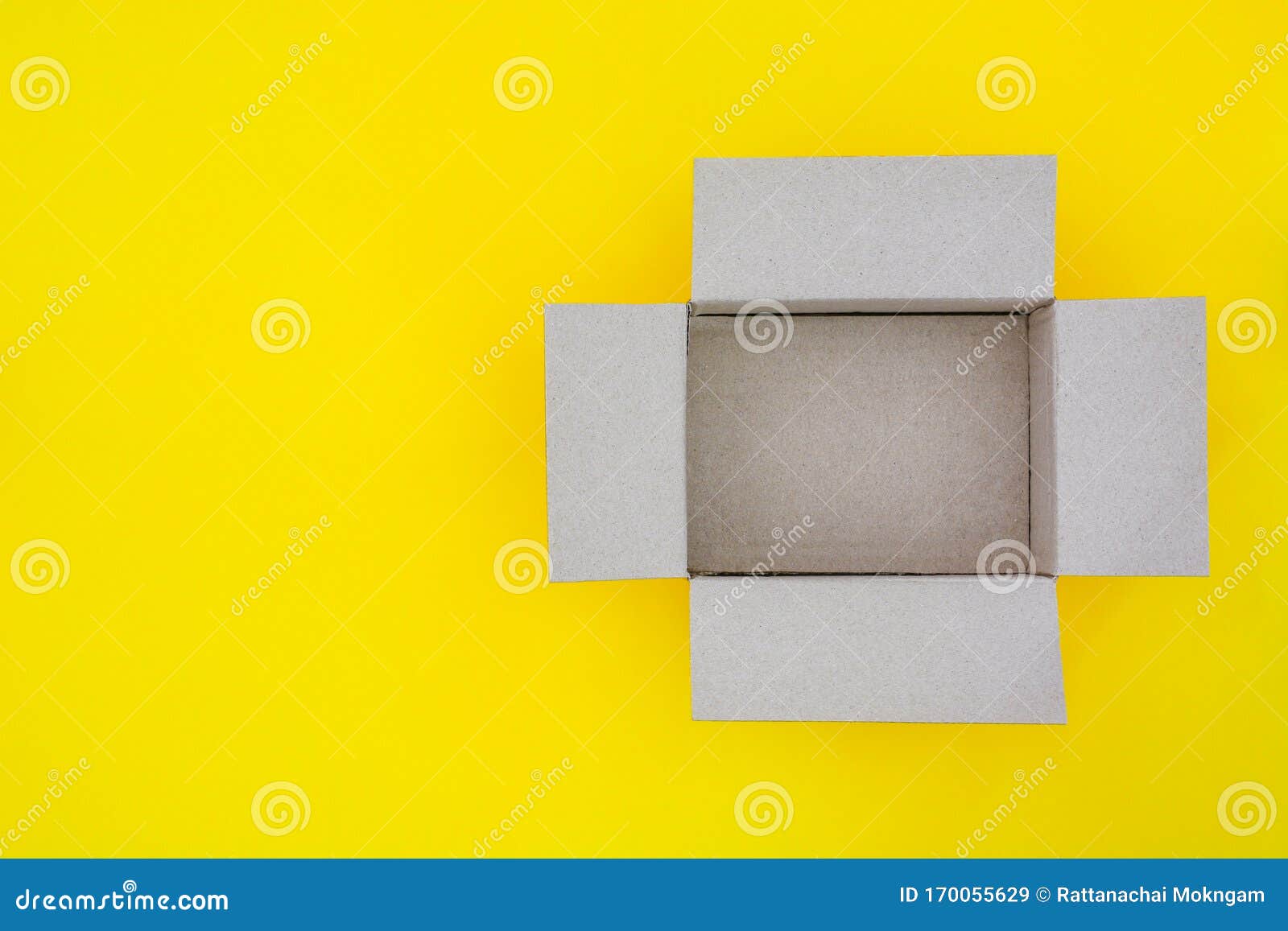 1 295 Top View Open Box Yellow Photos Free Royalty Free Stock Photos From Dreamstime