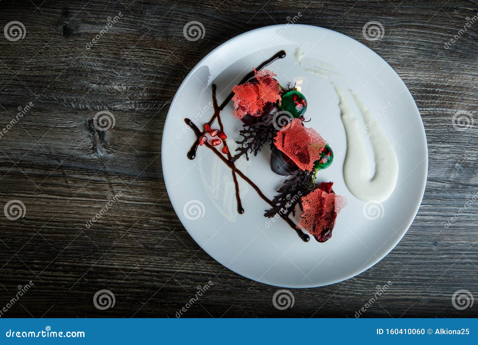 2 026 Fine Dining Plate Dessert Photos Free Royalty Free Stock Photos From Dreamstime