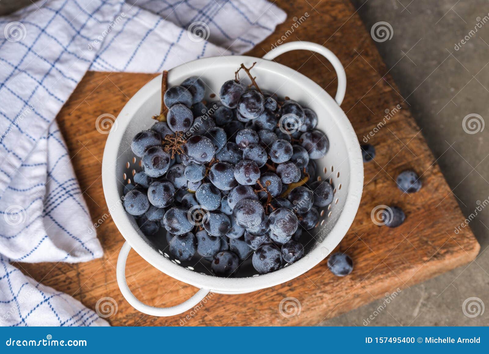 Concord Grapes in a Colander Stock Photo - Image of homegrown, view ...